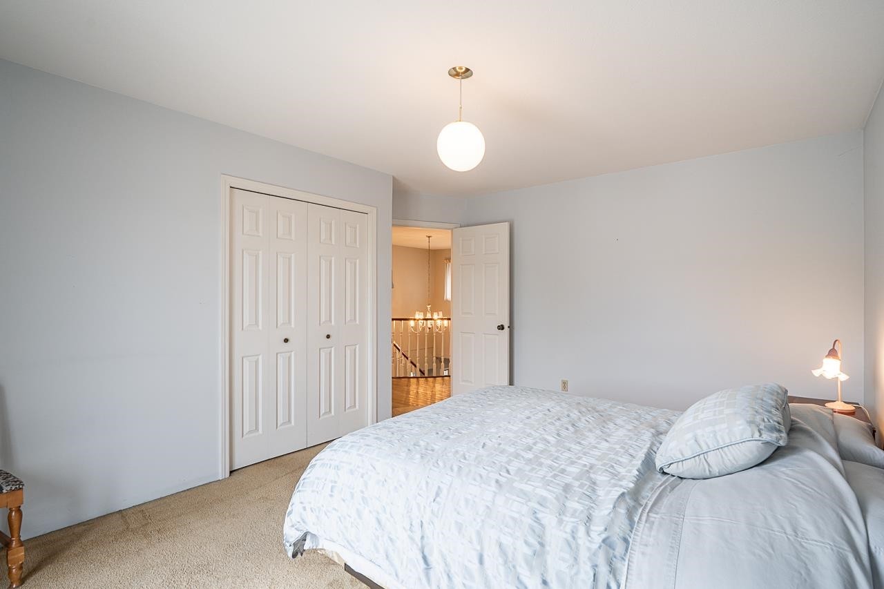 2235 16Th Avenue W, Vancouver, BC