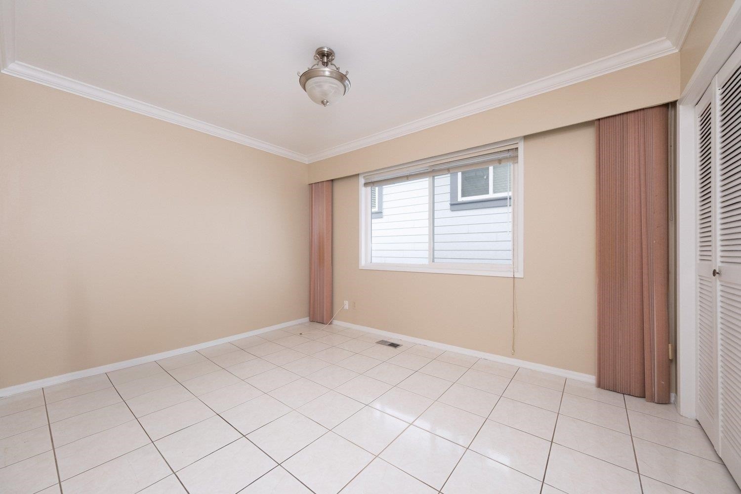 775 Esmond Avenue, Burnaby, BC