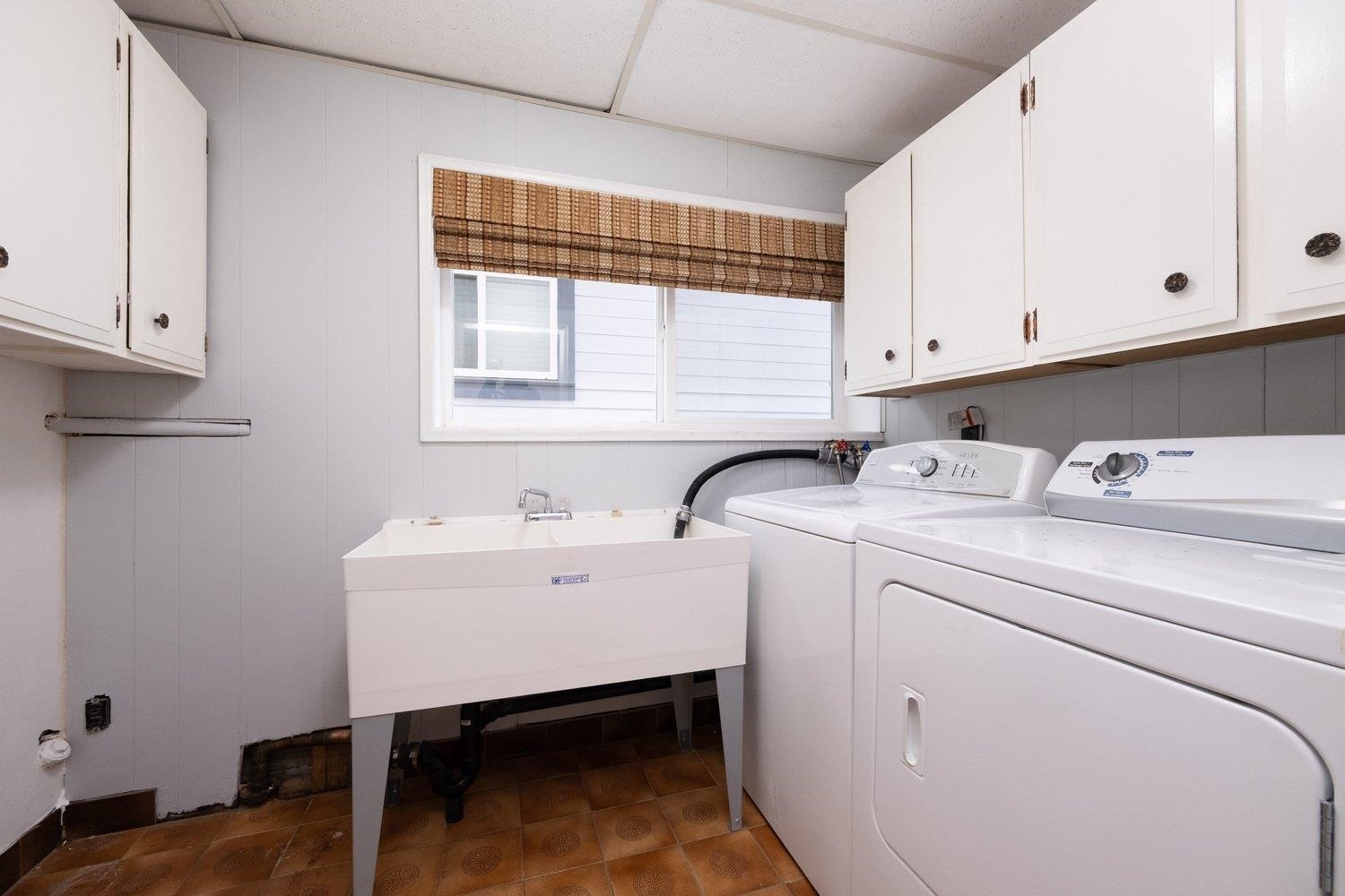 775 Esmond Avenue, Burnaby, BC