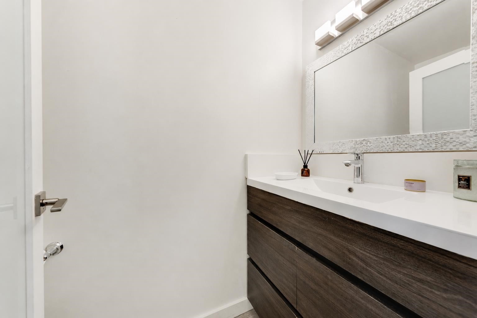 3907 Bayridge Place, West Vancouver, BC