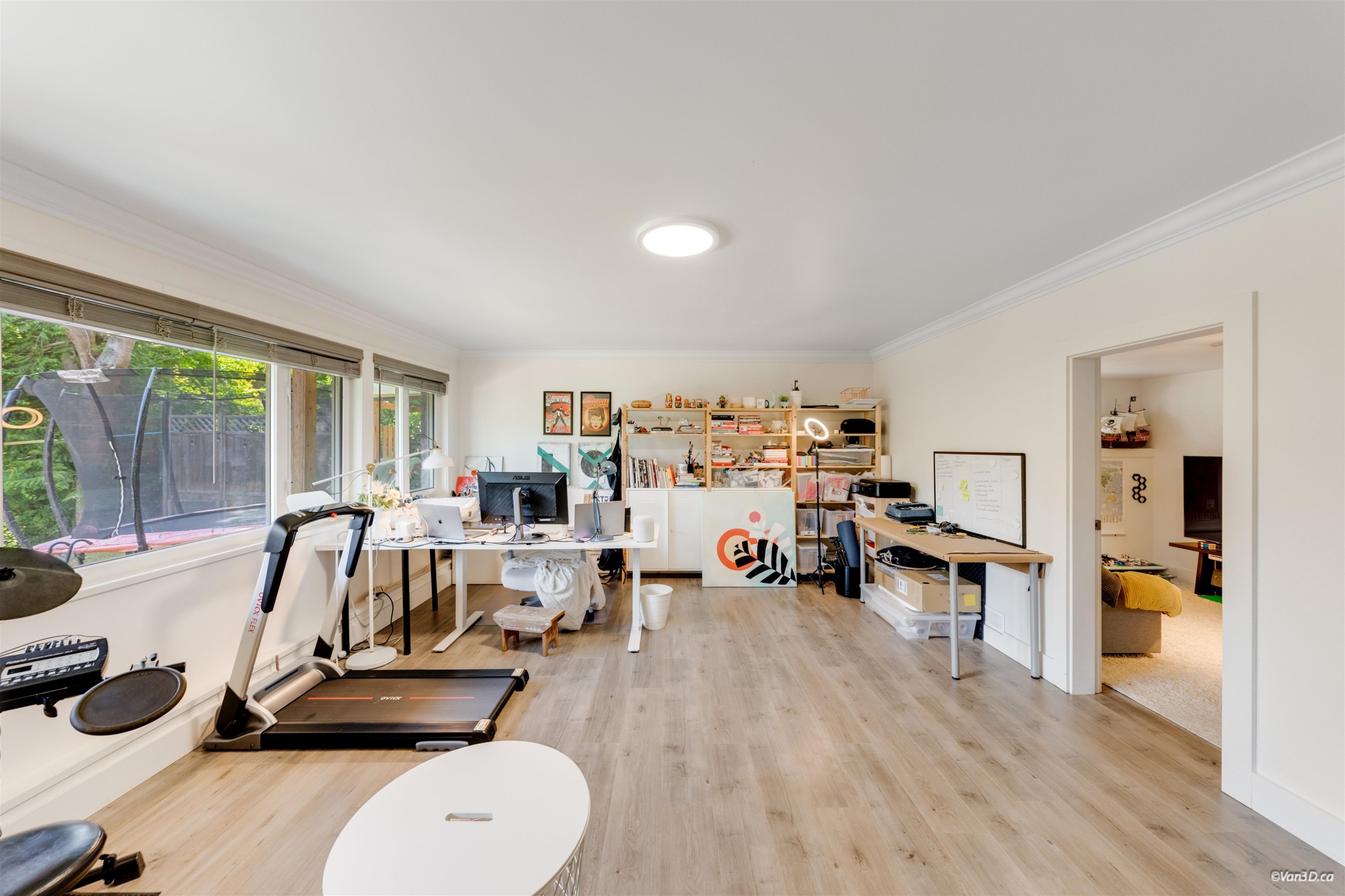 3907 Bayridge Place, West Vancouver, BC