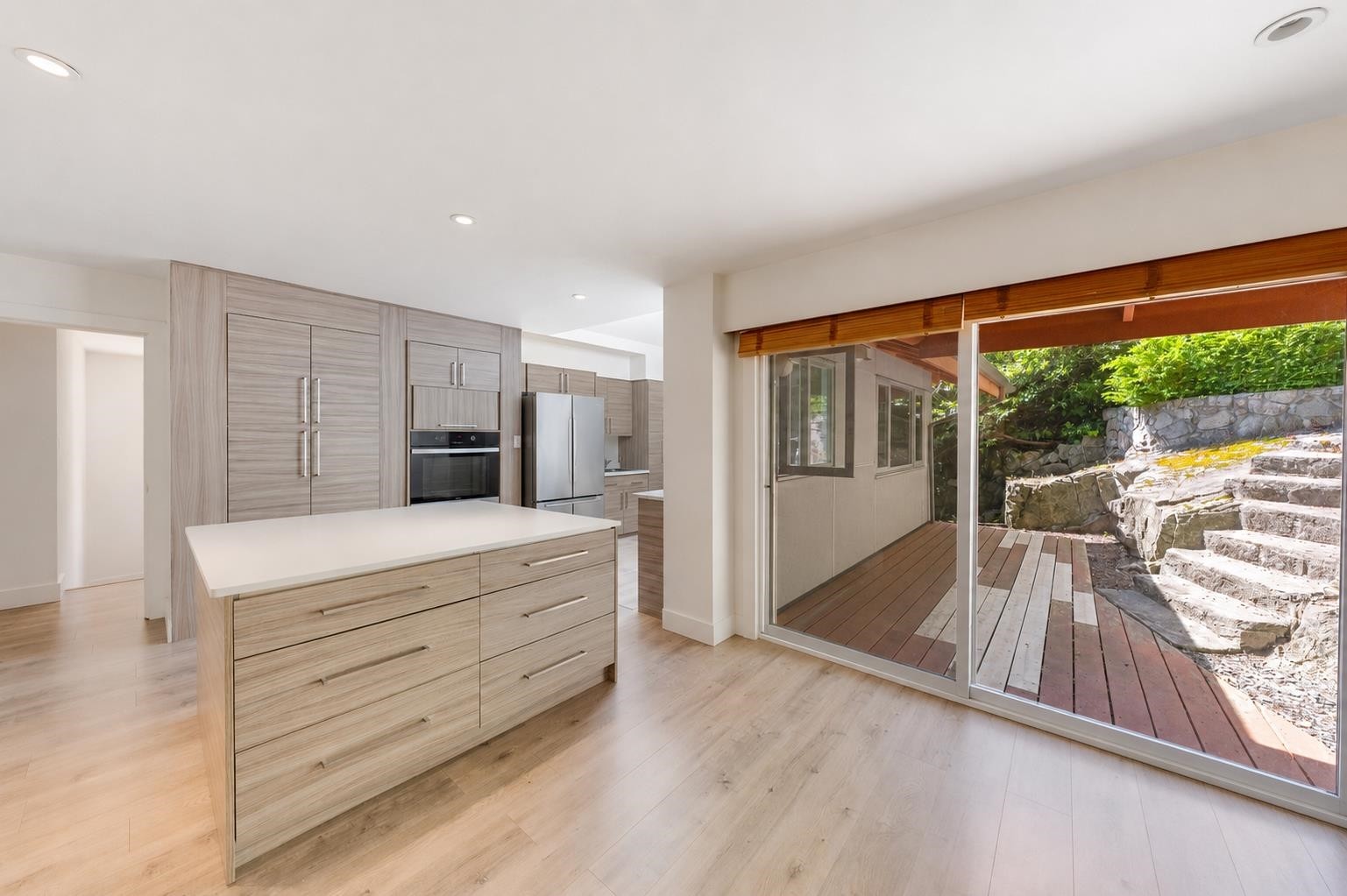 3907 Bayridge Place, West Vancouver, BC