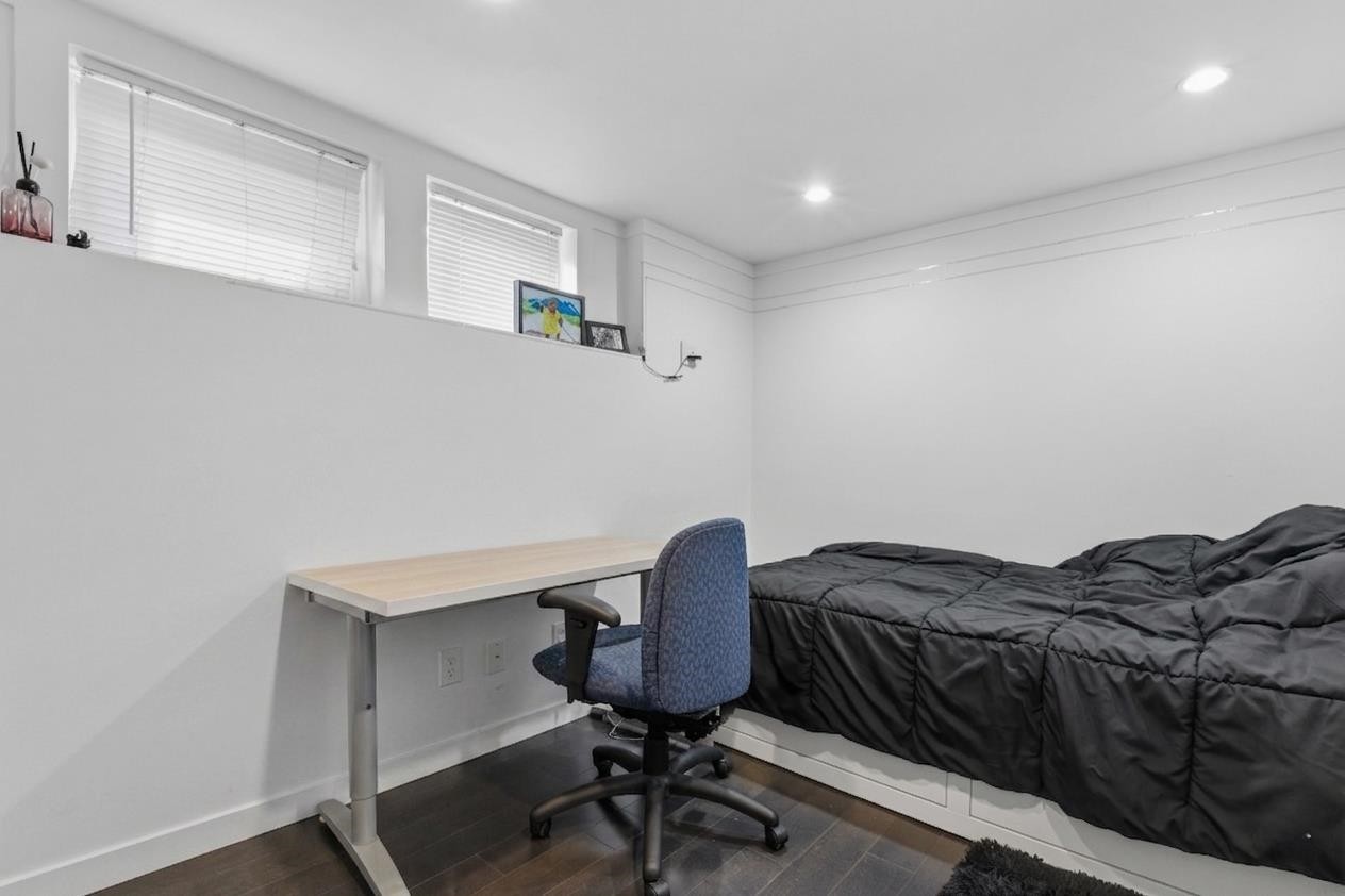 45 Renfrew Street, Vancouver, BC