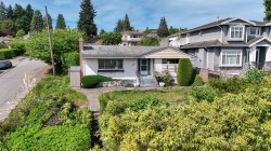 5105 Mckee Street Burnaby, BC V5J 2T5