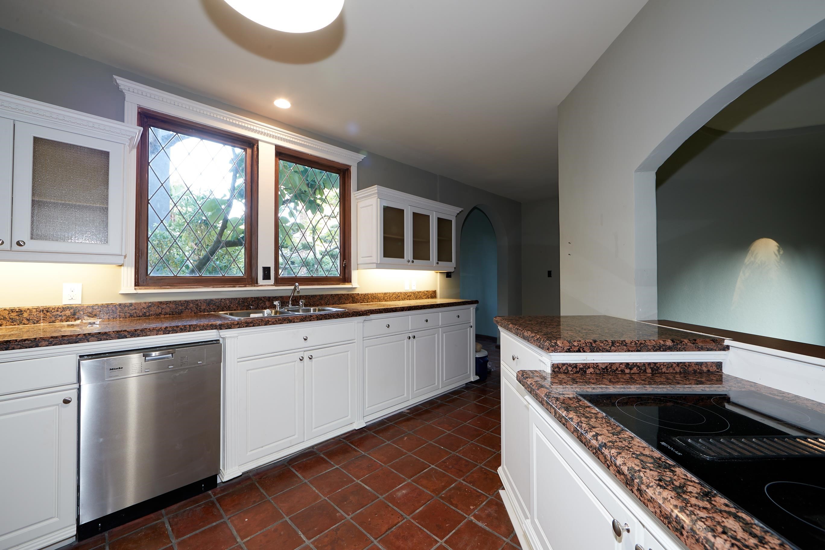 4585 Bellevue Drive, Vancouver, BC