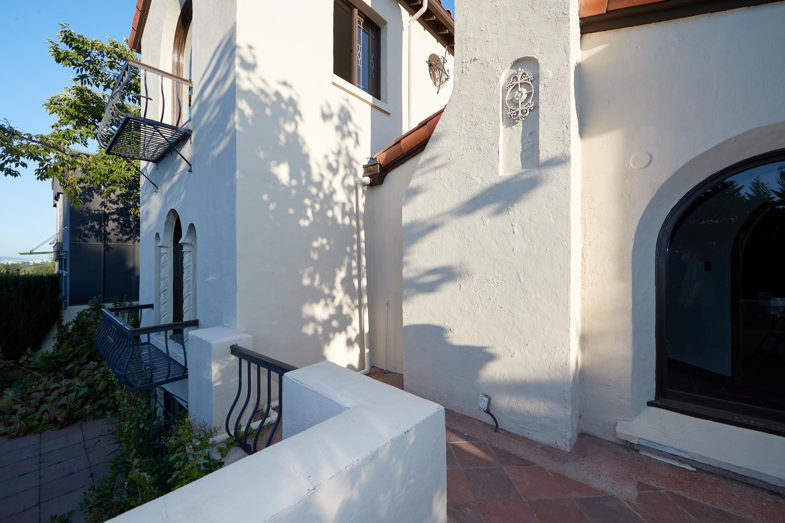 4585 Bellevue Drive, Vancouver, BC