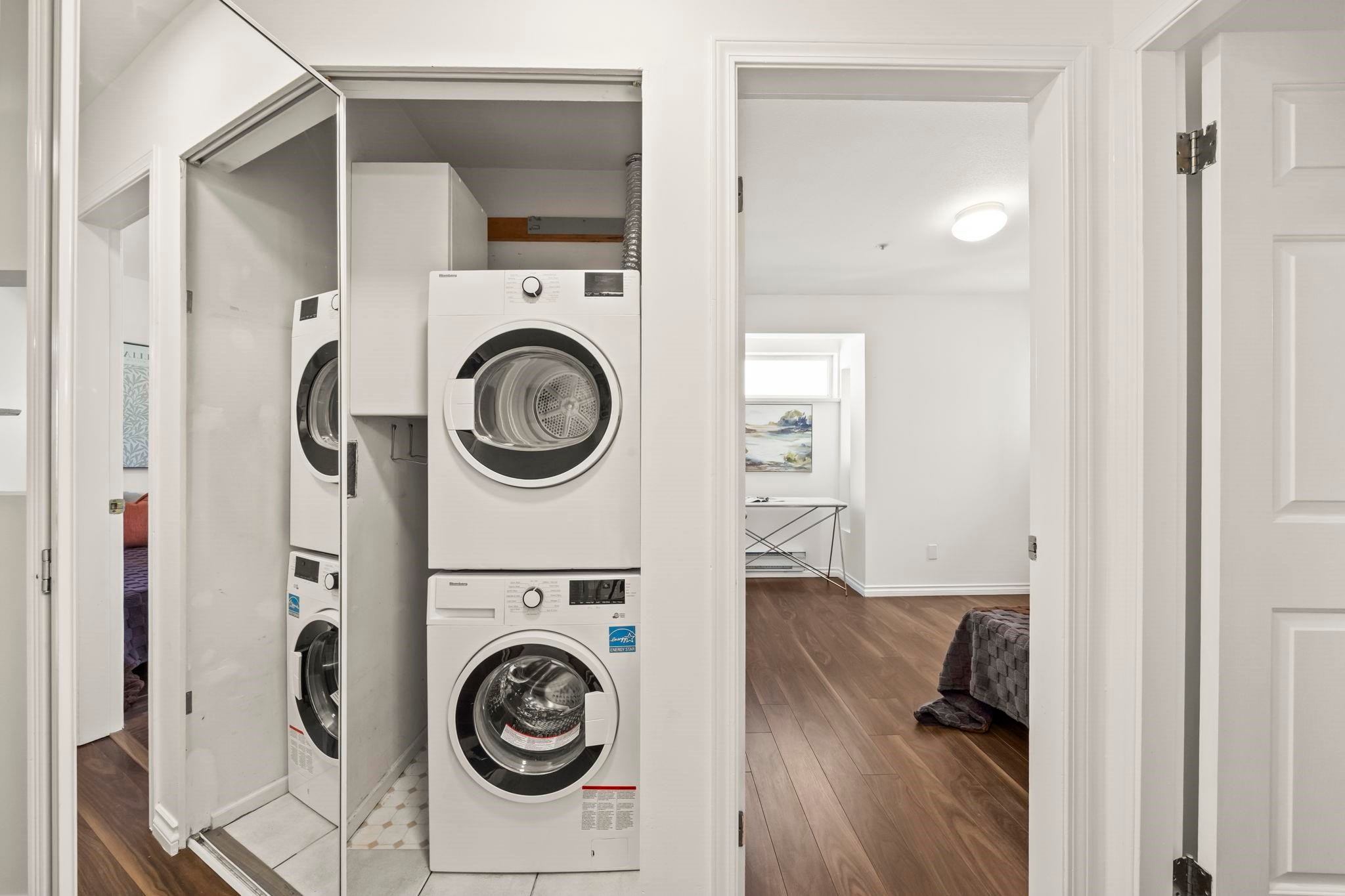 302-1406 73Rd Avenue W, Vancouver, BC
