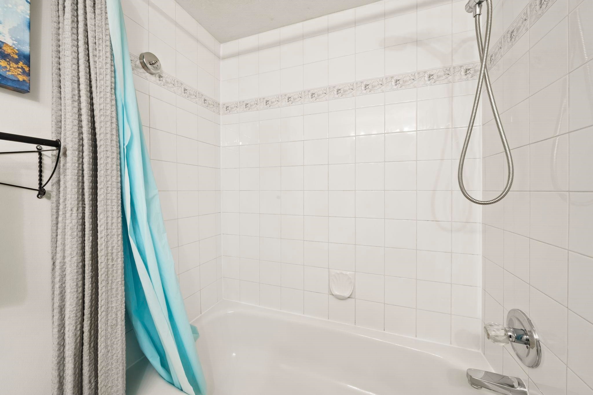 302-1406 73Rd Avenue W, Vancouver, BC