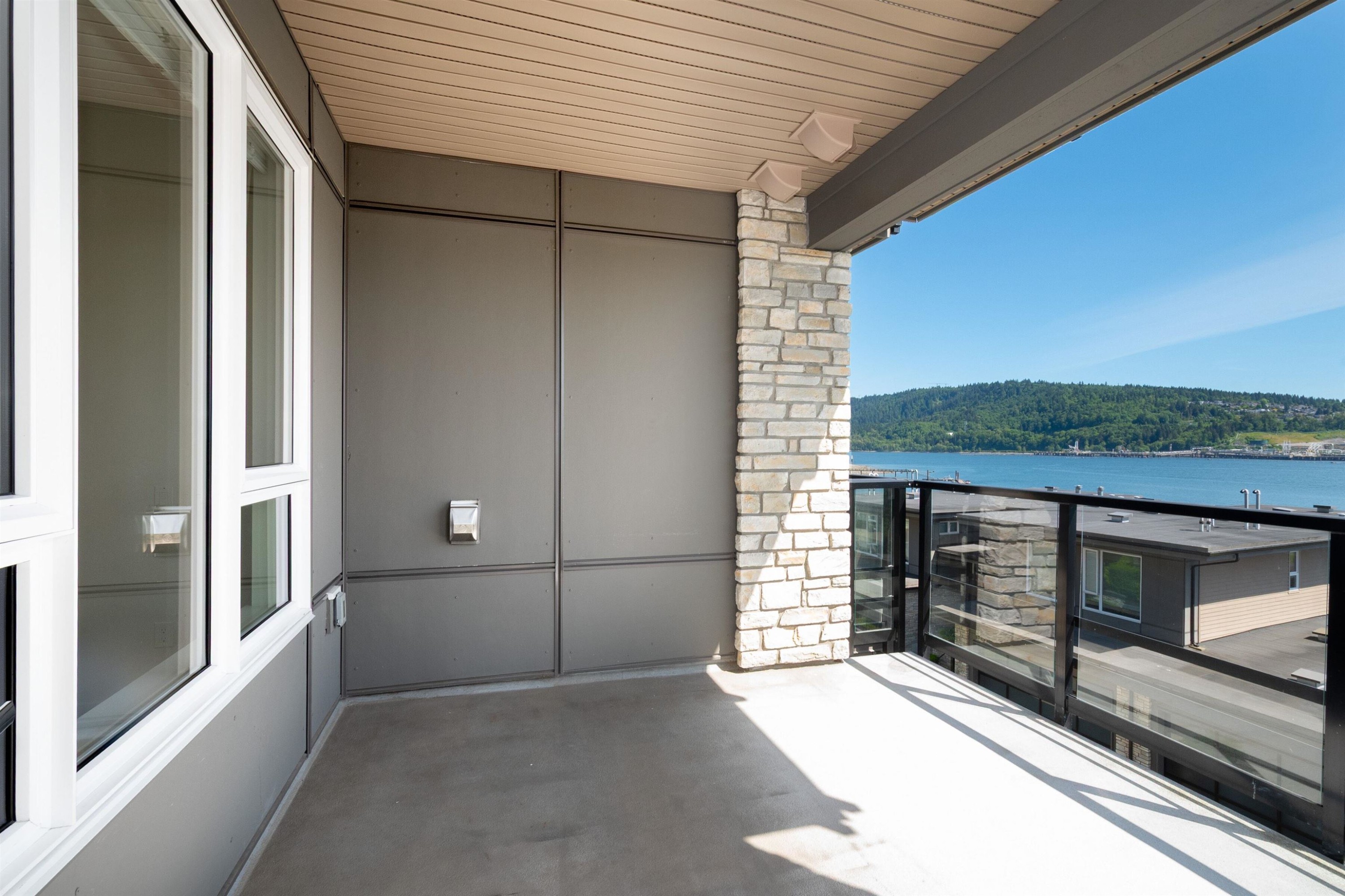306-3873 Cates Landing Way, North Vancouver, BC