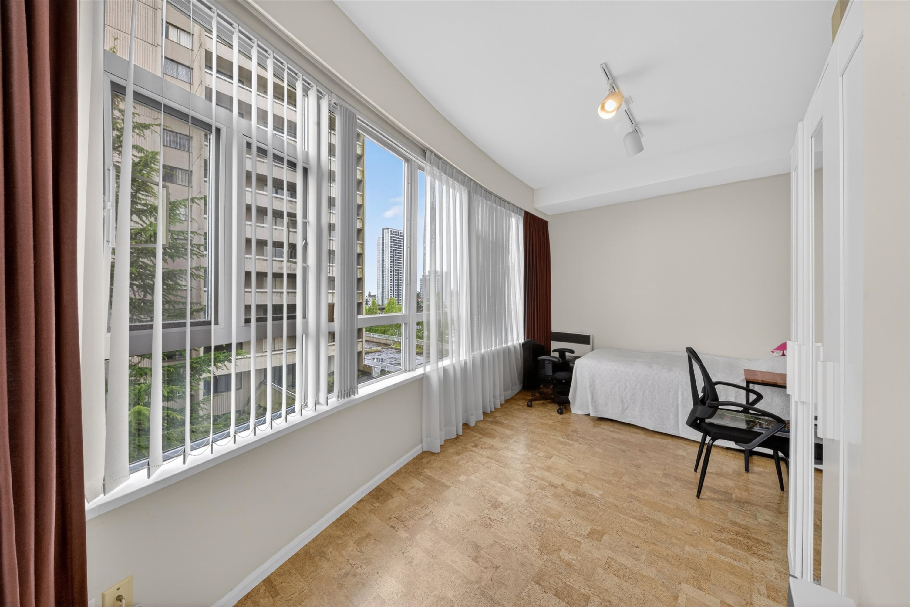 602-6521 Bonsor Avenue, Burnaby, BC