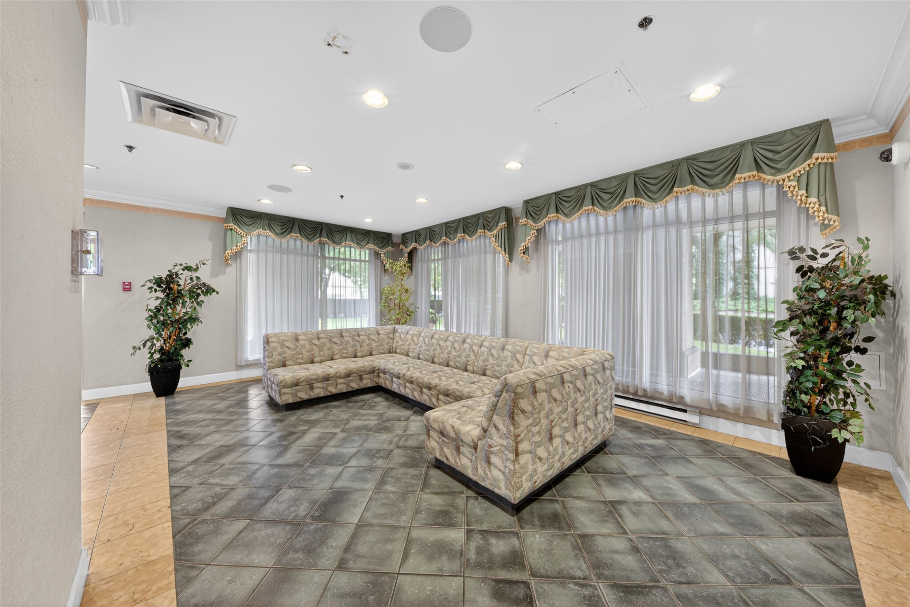 602-6521 Bonsor Avenue, Burnaby, BC