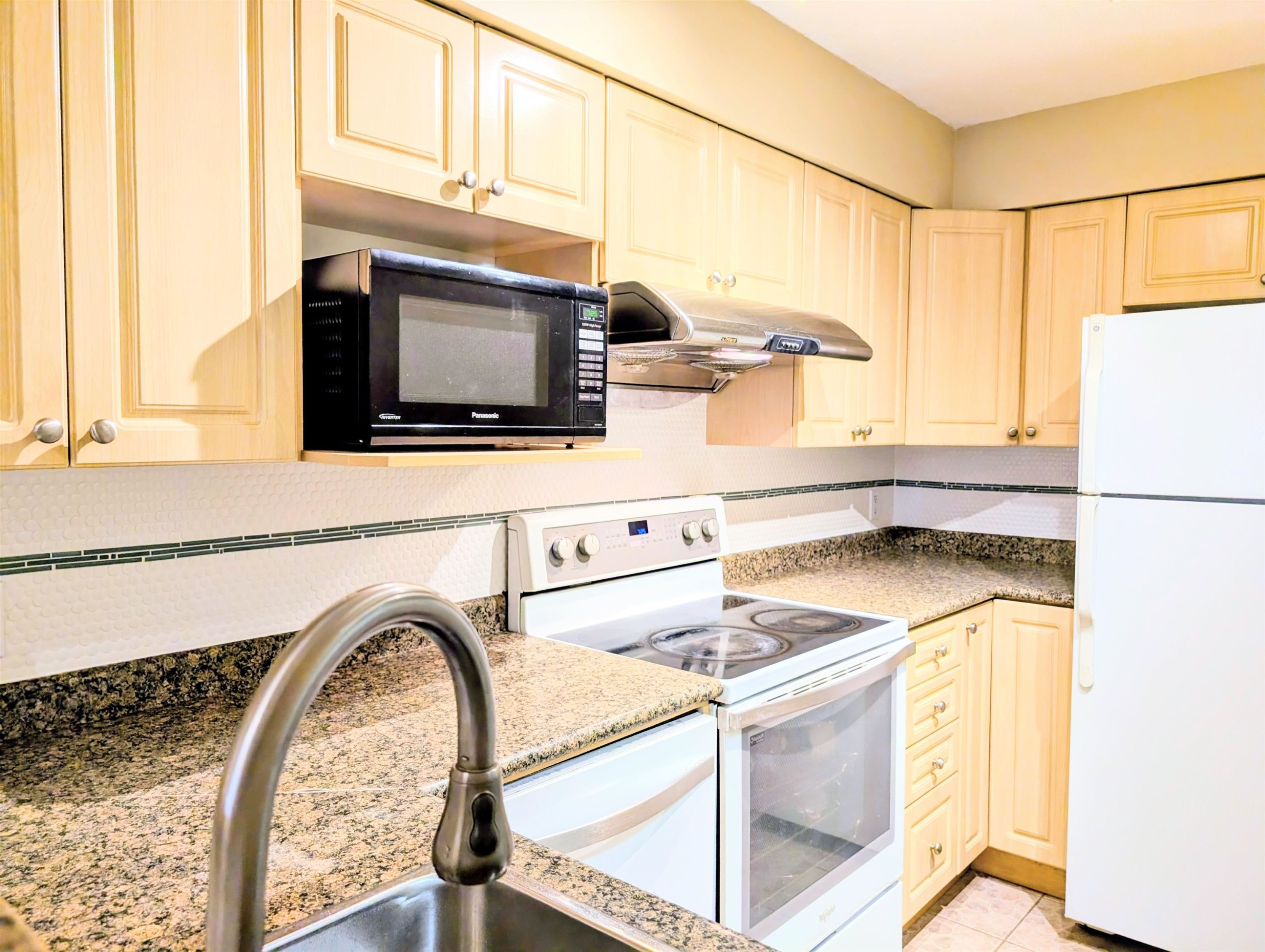 112-7891 No. 1 Road, Richmond, BC