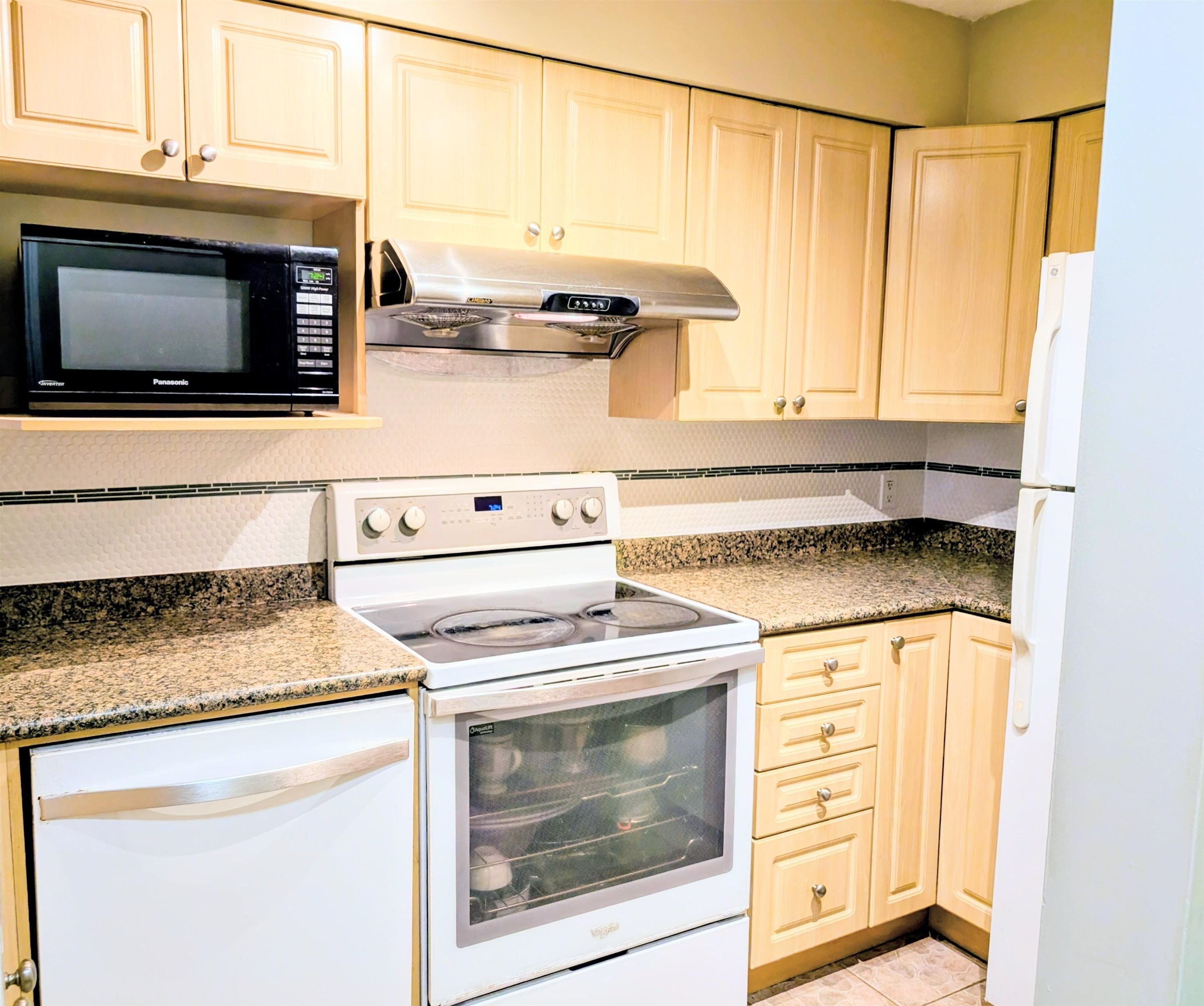 112-7891 No. 1 Road, Richmond, BC