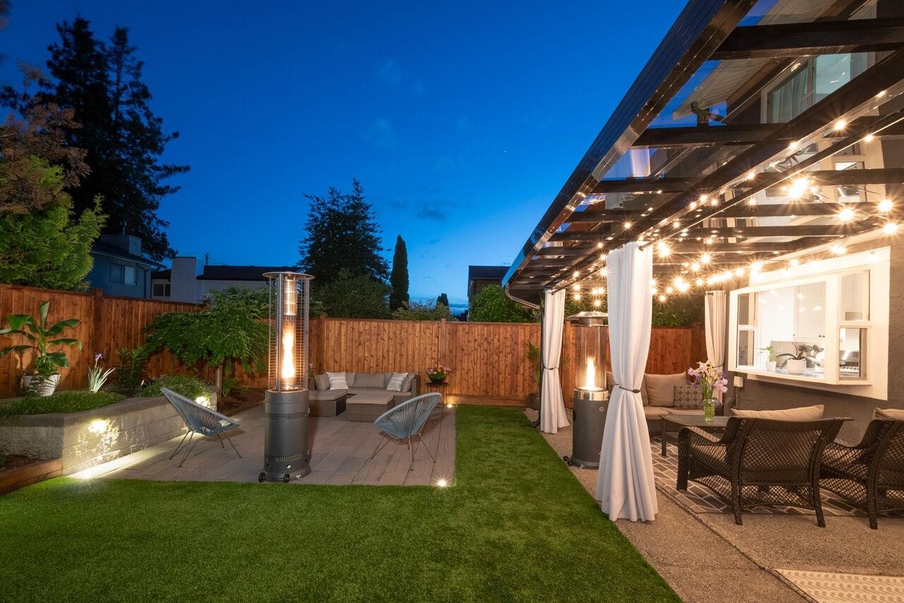 3216 Savary Avenue, Coquitlam, BC