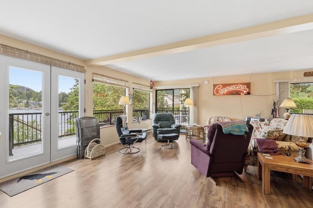 4979 Gonzales Road, Madeira Park, BC