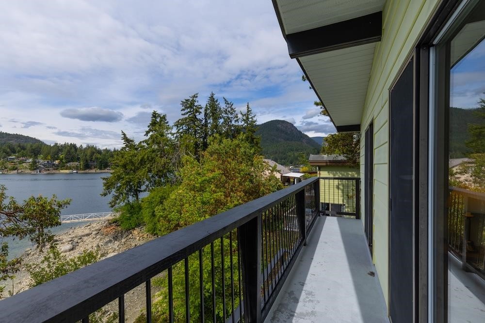 4979 Gonzales Road, Madeira Park, BC