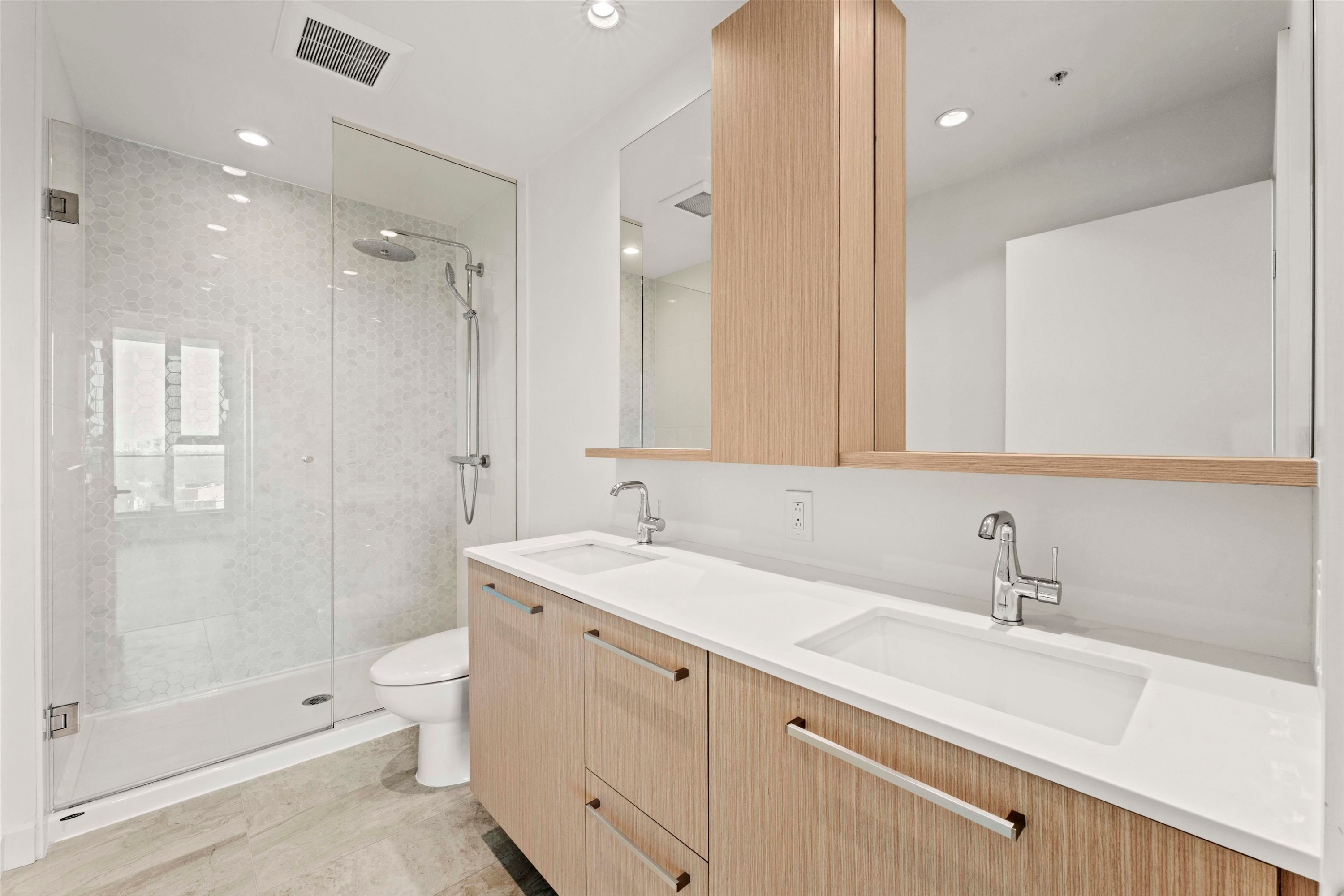2901-567 Clarke Road, Coquitlam, BC