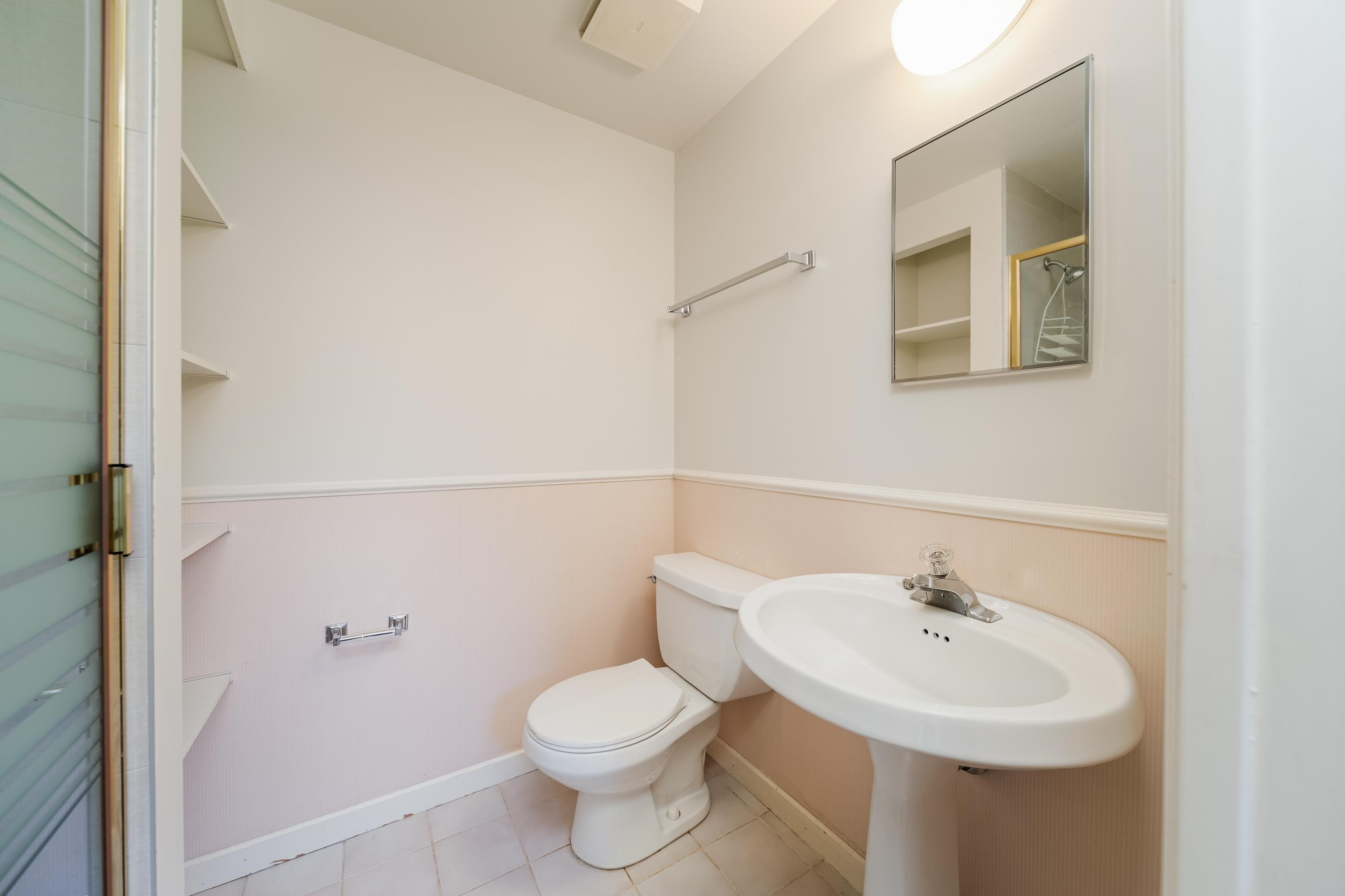 4682 14Th Avenue W, Vancouver, BC