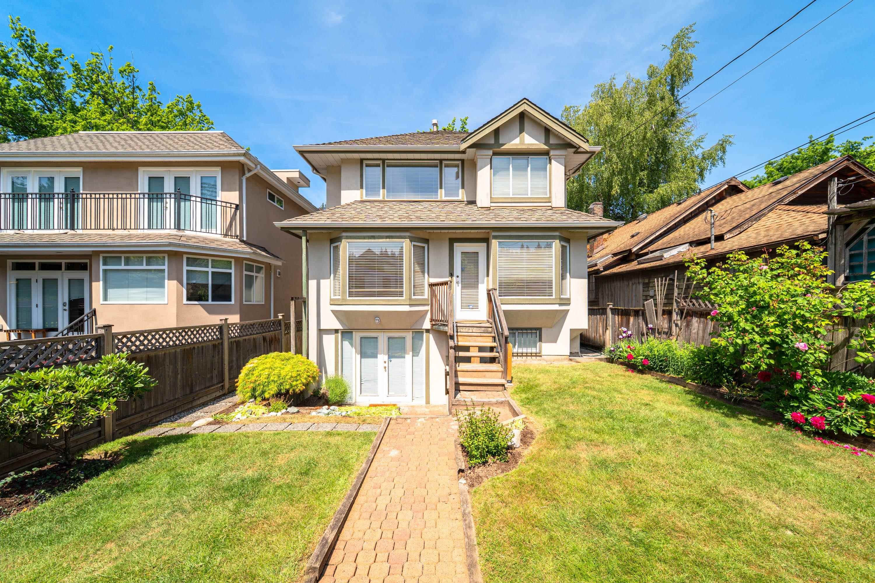 4682 14Th Avenue W, Vancouver, BC