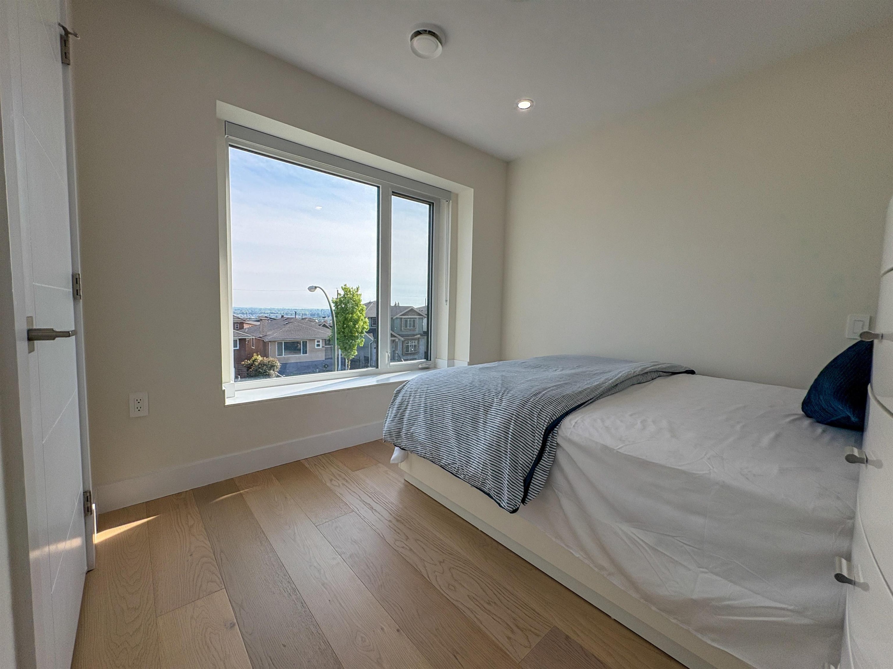 759 57Th Avenue E, Vancouver, BC