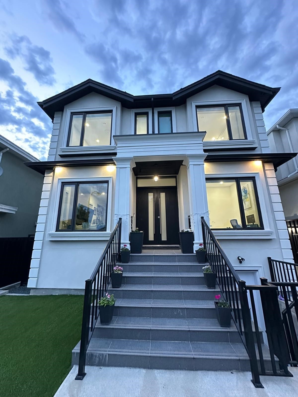 759 57Th Avenue E, Vancouver, BC