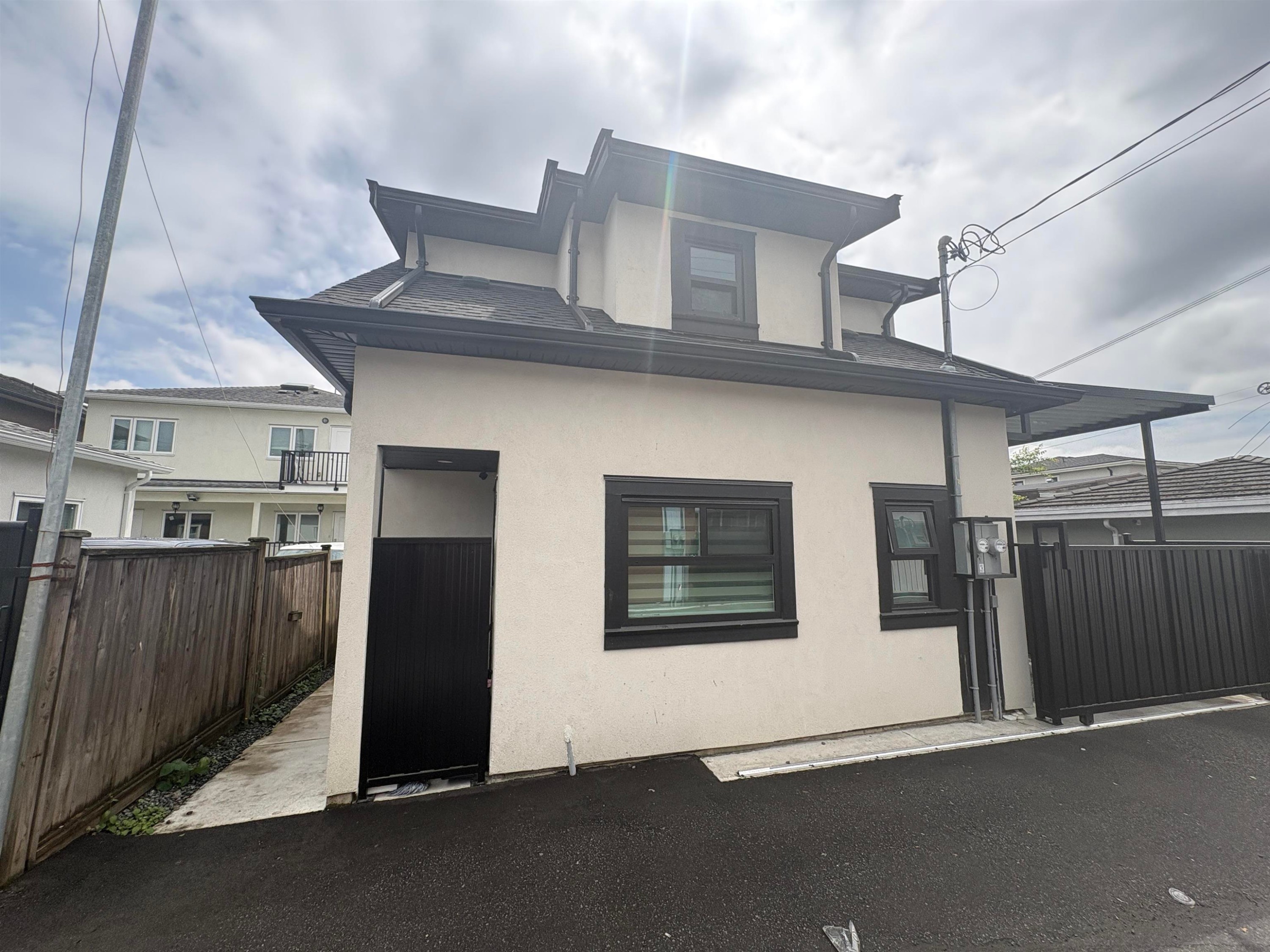 759 57Th Avenue E, Vancouver, BC