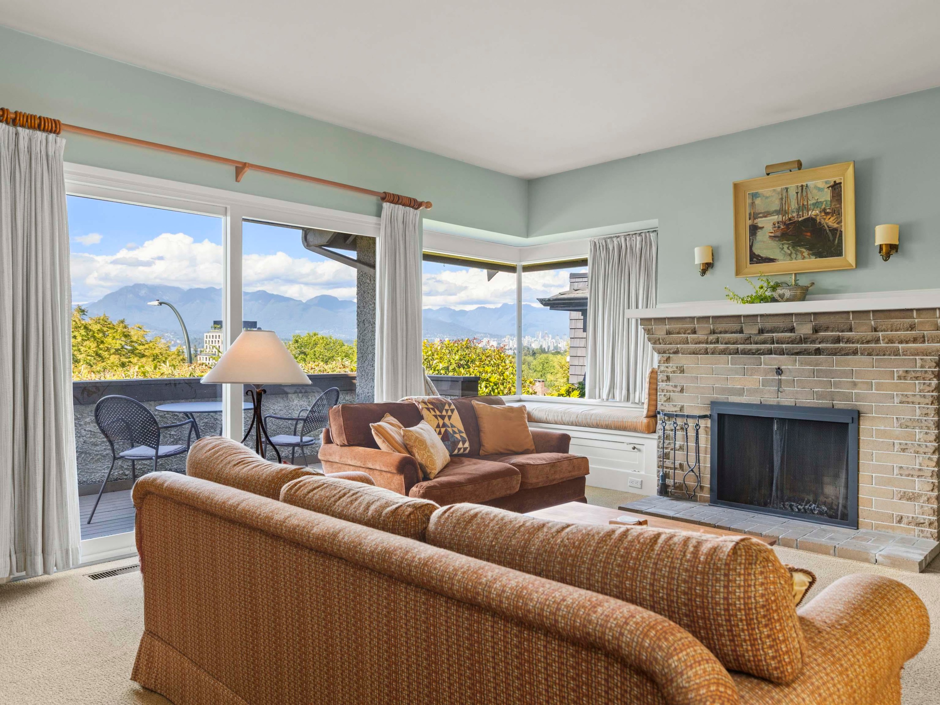 3820 12Th Avenue W, Vancouver, BC