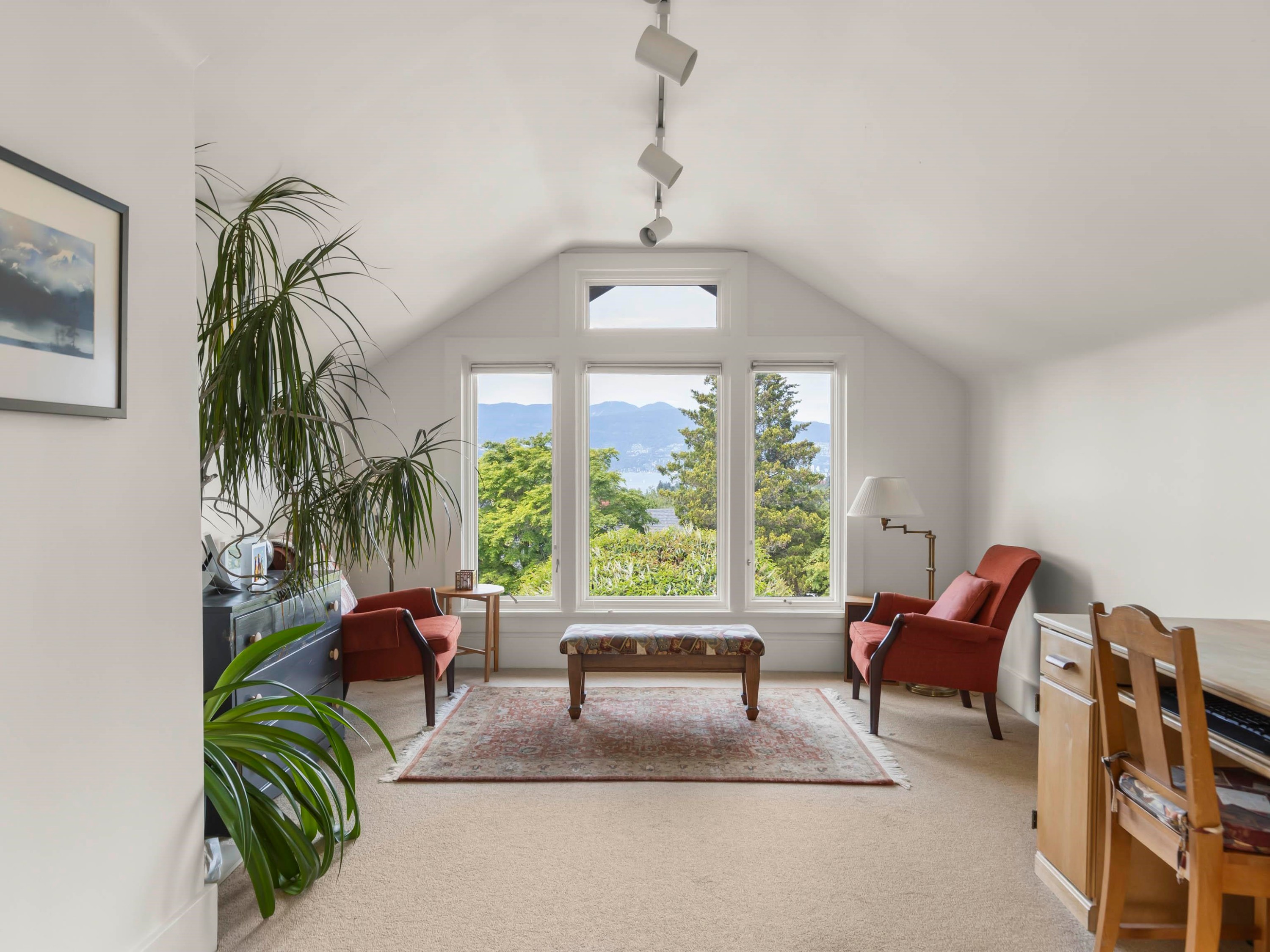 3820 12Th Avenue W, Vancouver, BC