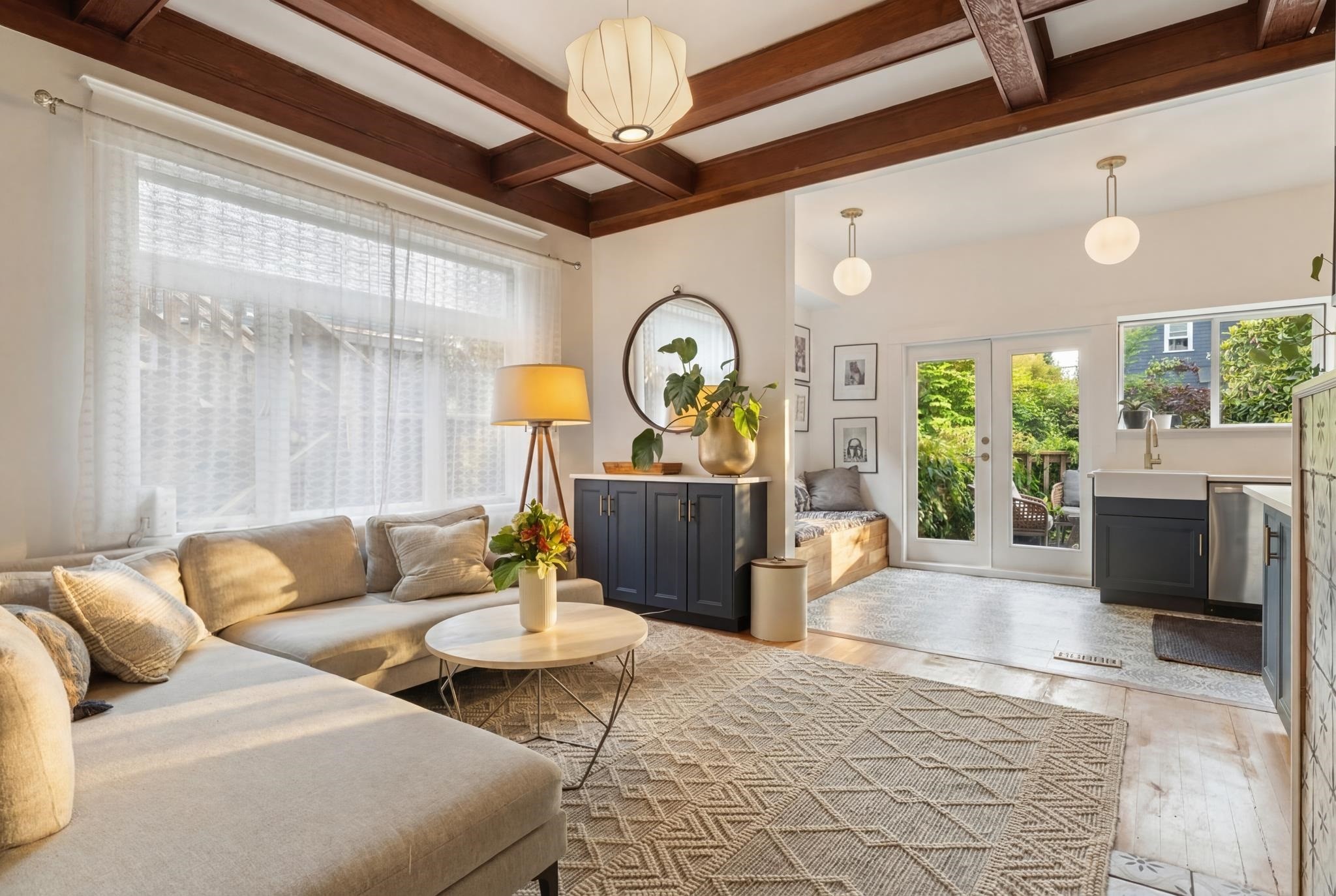 224 13Th Avenue W, Vancouver, BC