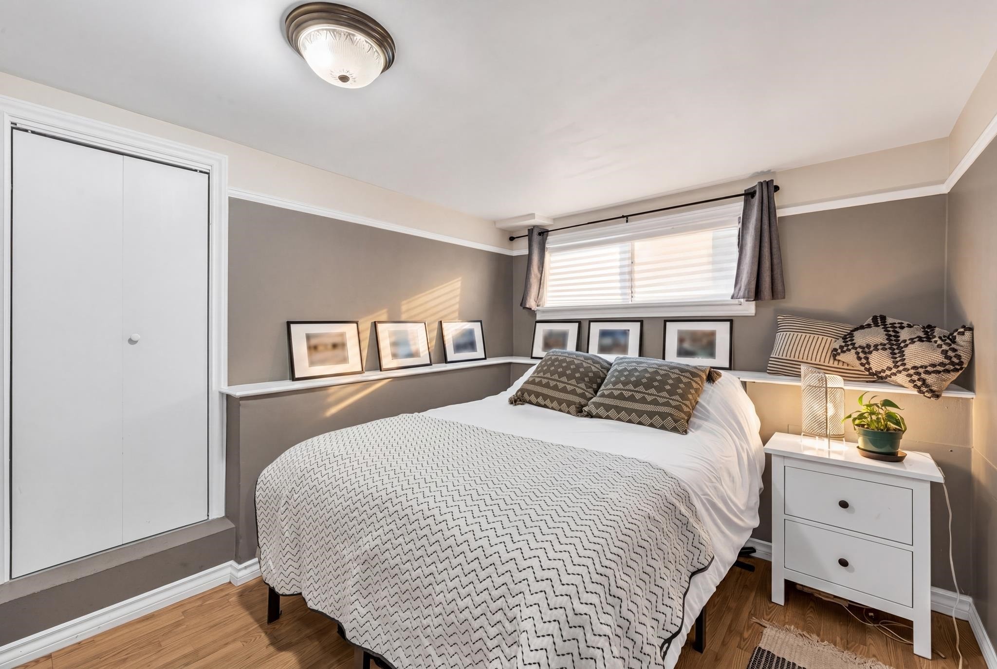 224 13Th Avenue W, Vancouver, BC
