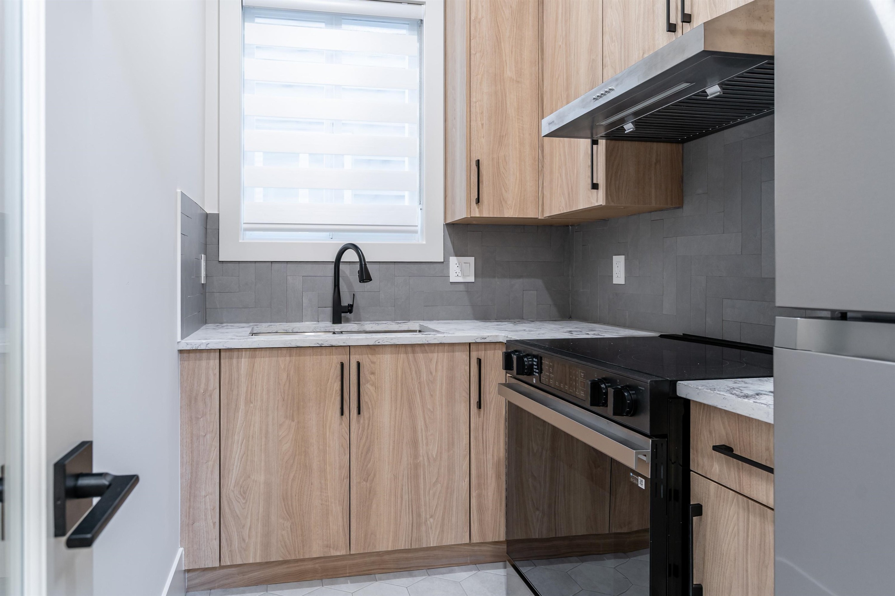 1533 Manning Avenue, Port Coquitlam, BC