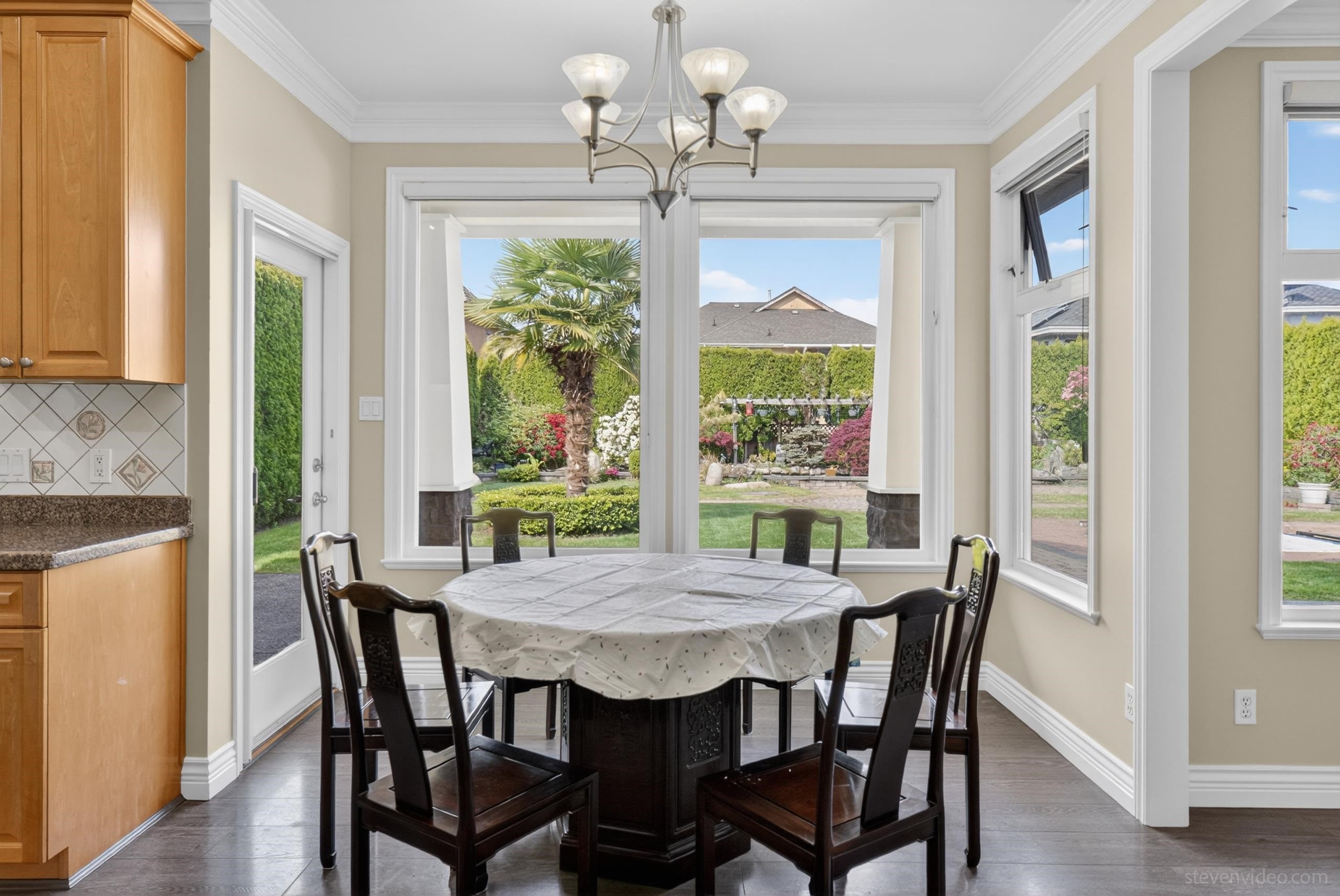 7611 Mccallan Road, Richmond, BC