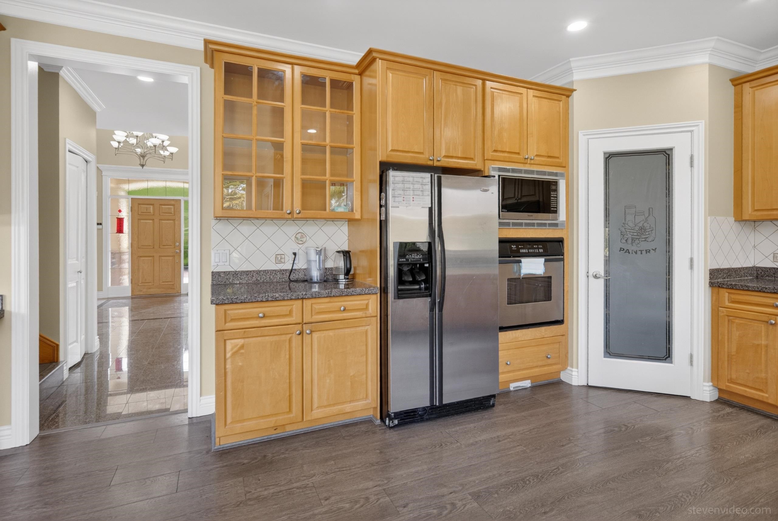 7611 Mccallan Road, Richmond, BC