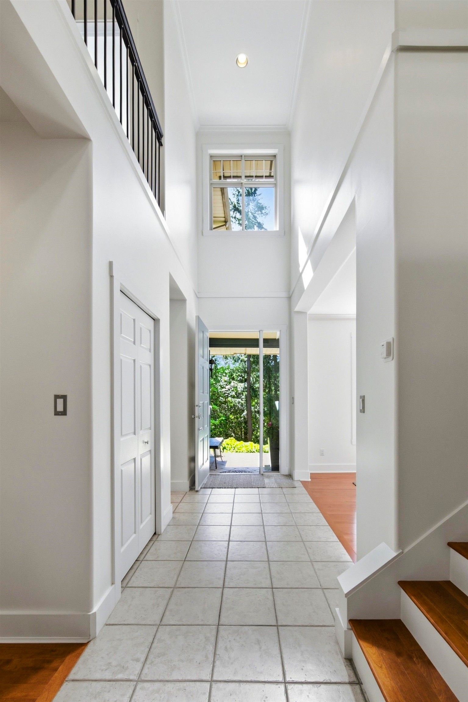 5780 Cranley Drive, West Vancouver, BC