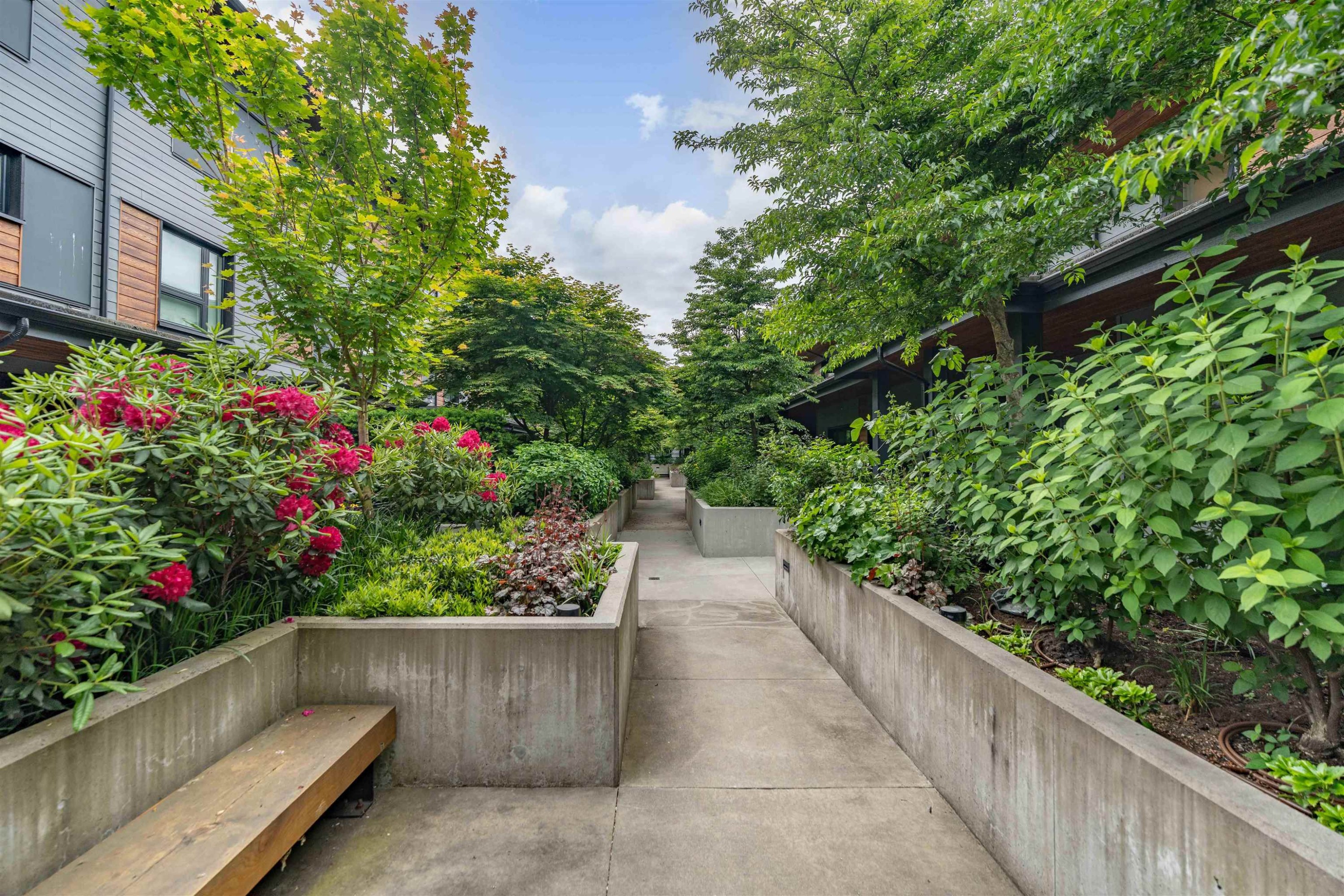 42-528 2Nd Street E, North Vancouver, BC - Outdoor With Balcony