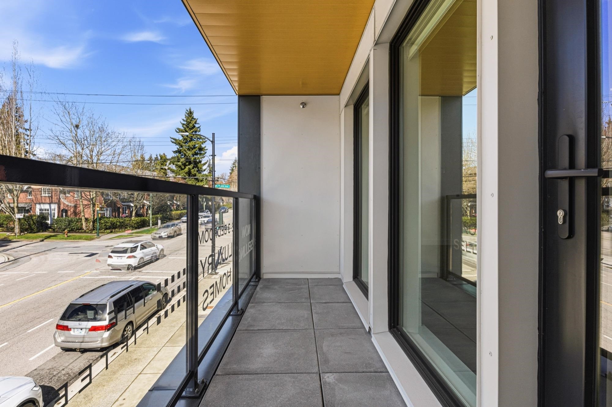 202-3590 39Th Avenue W, Vancouver, BC