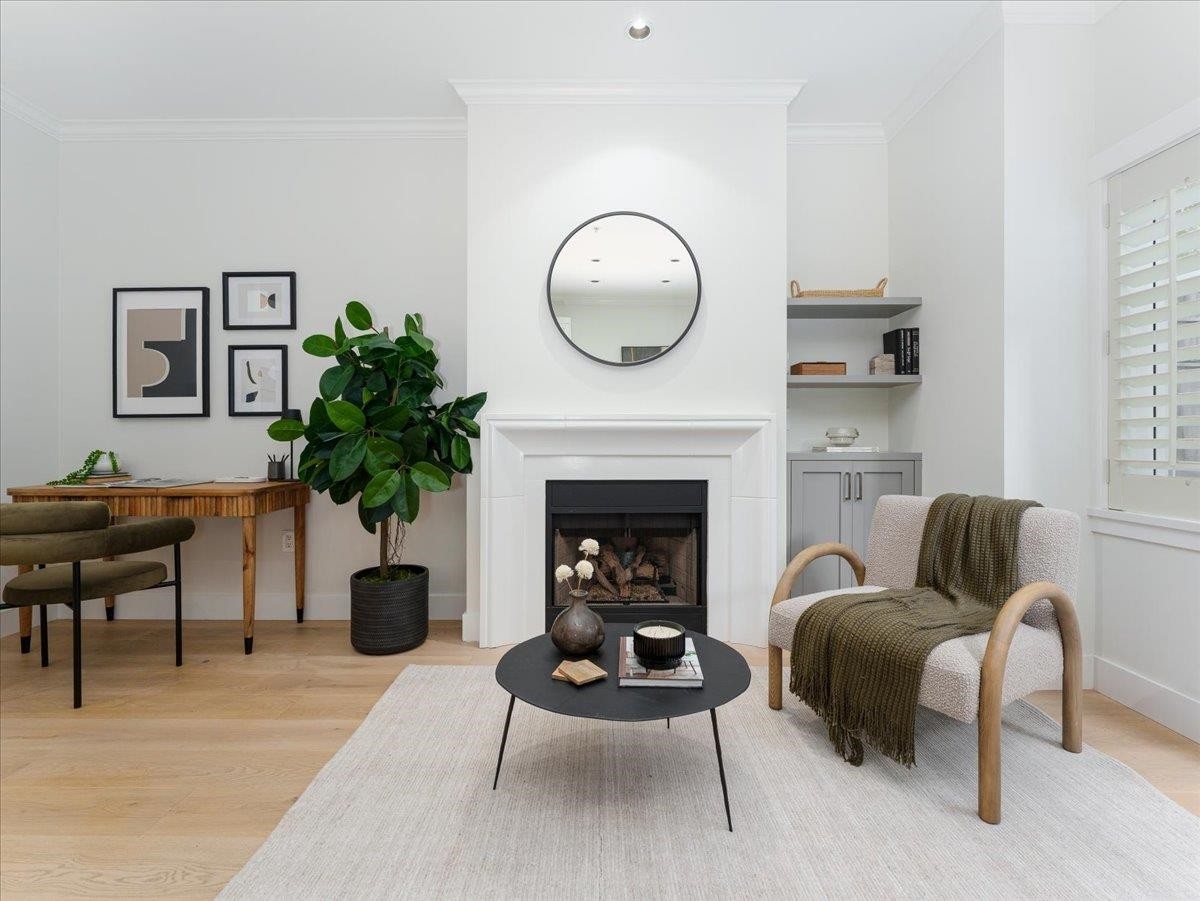 4448 8Th Avenue W, Vancouver, BC