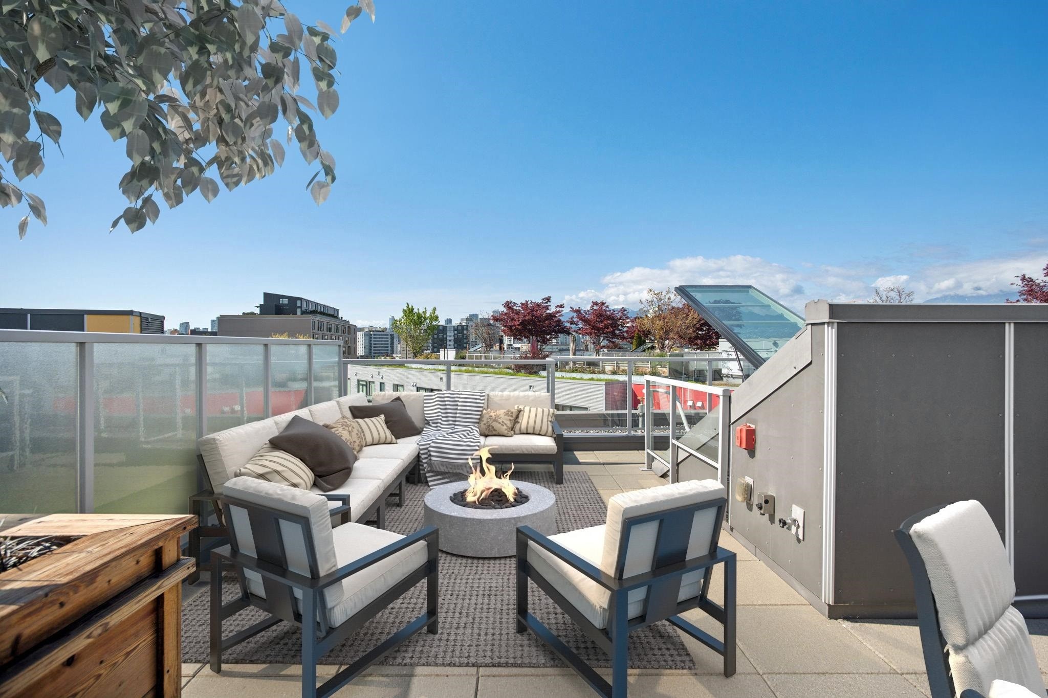 613-417 Great Northern Way, Vancouver, BC