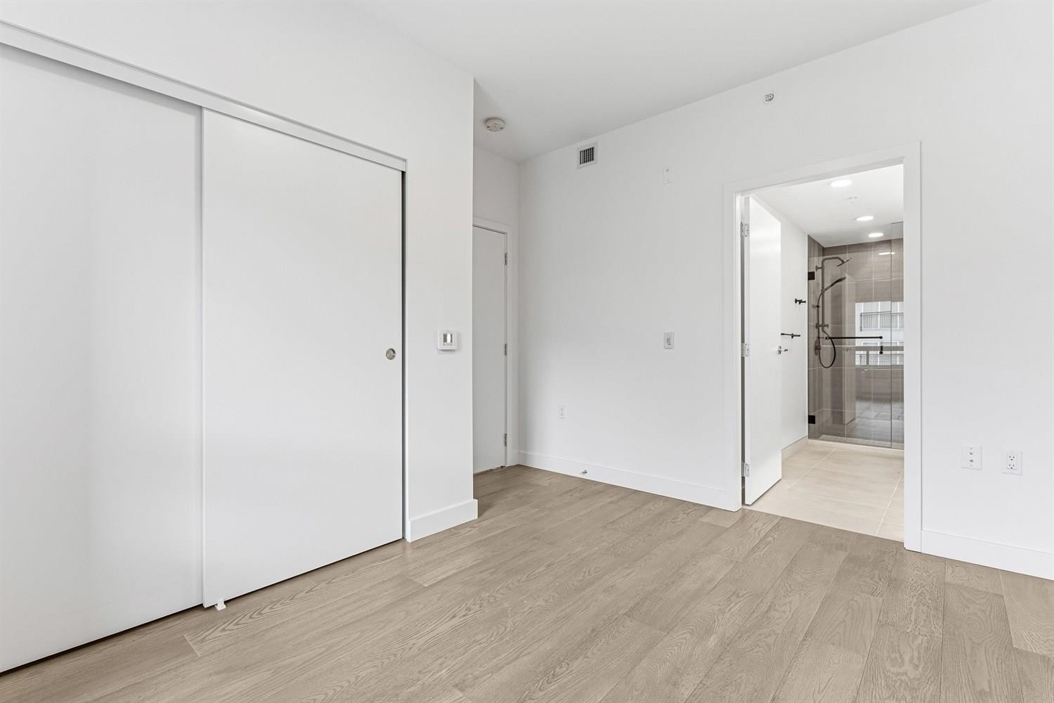 205-3590 39Th Avenue W, Vancouver, BC