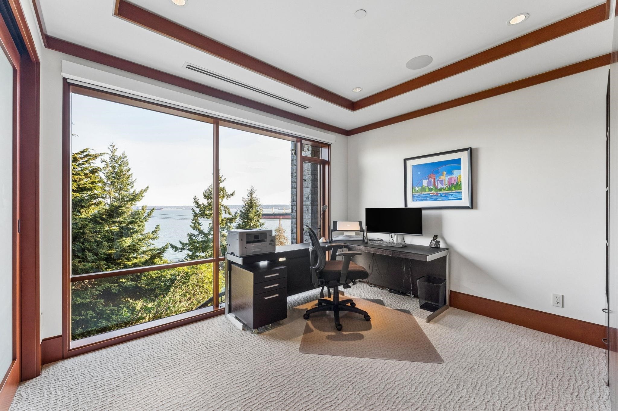 3673 Sunset Lane, West Vancouver, BC - Indoor Photo Showing Office