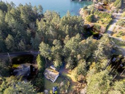 37150 Schooner Way Pender Island, BC V0N 2M2