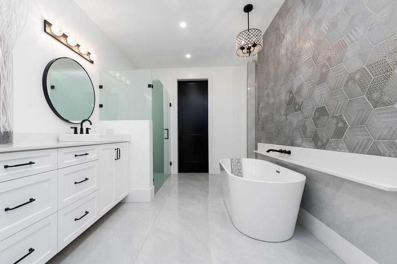 10671 Caithcart Road, Richmond, BC