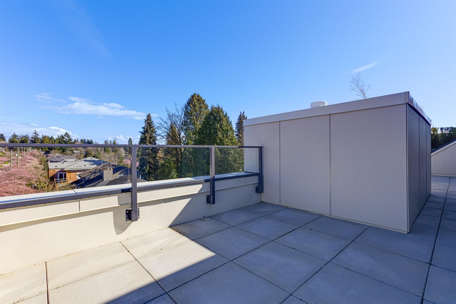 302-3590 39Th Avenue W, Vancouver, BC