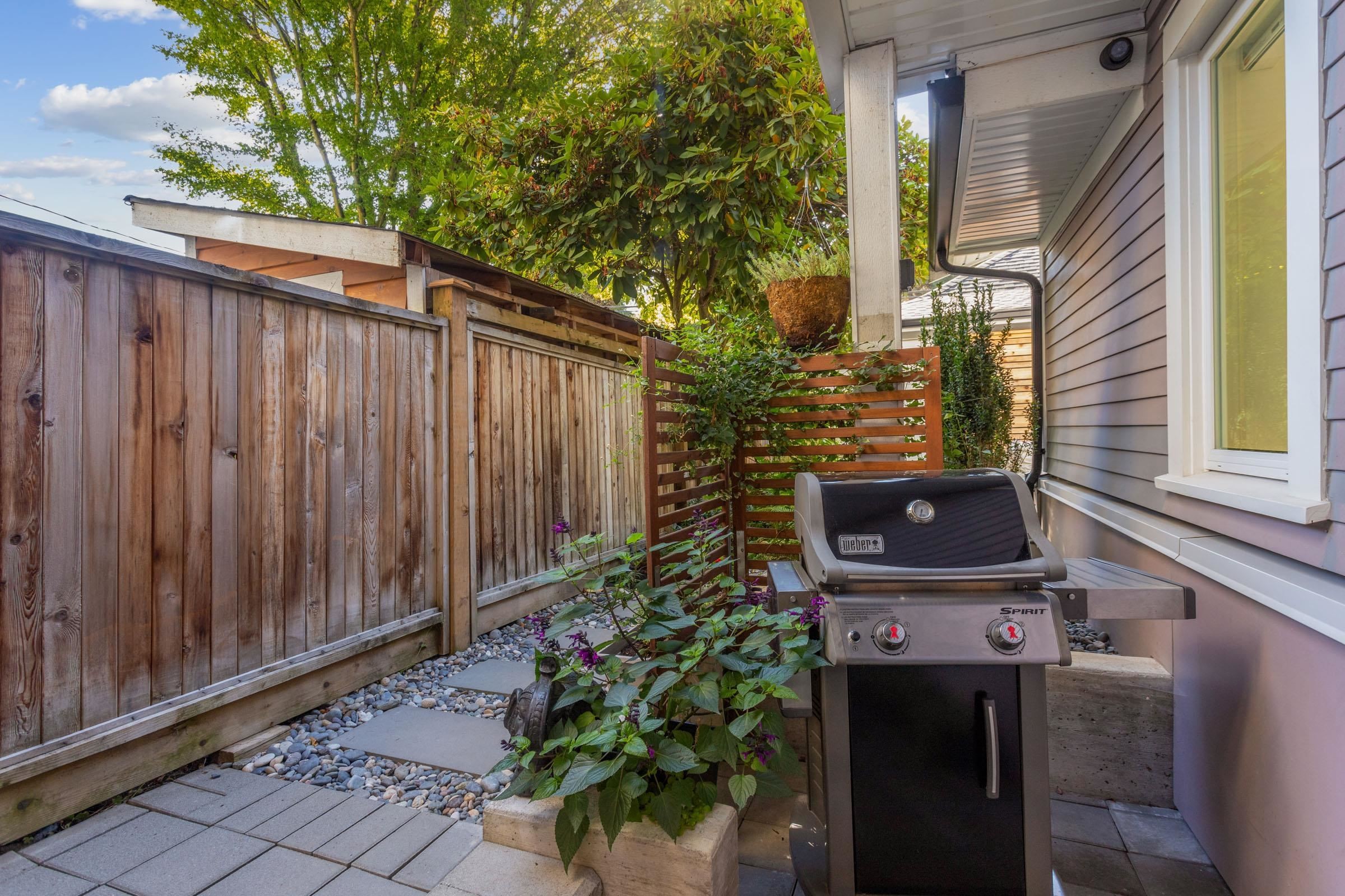 1372 10Th Avenue E, Vancouver, BC