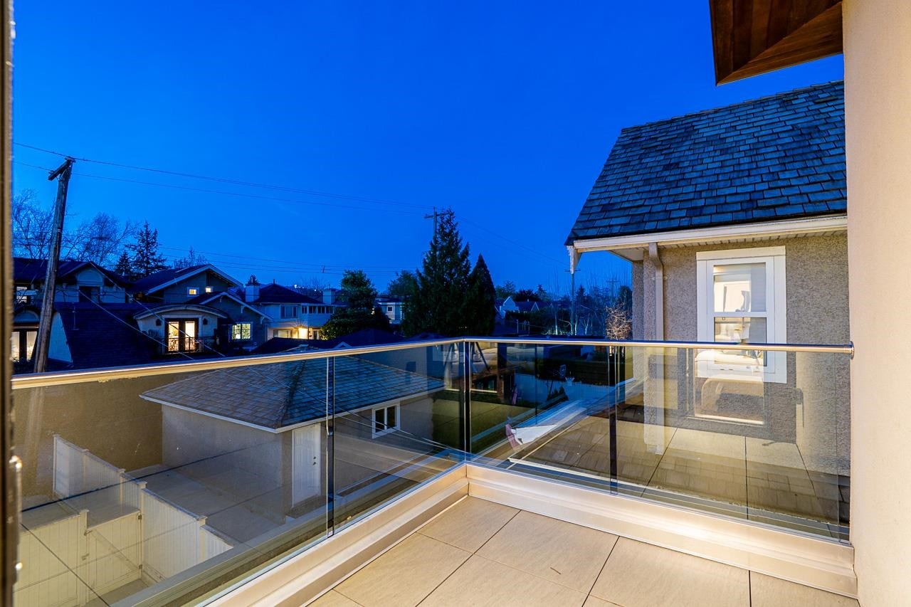 4691 9Th Avenue W, Vancouver, BC