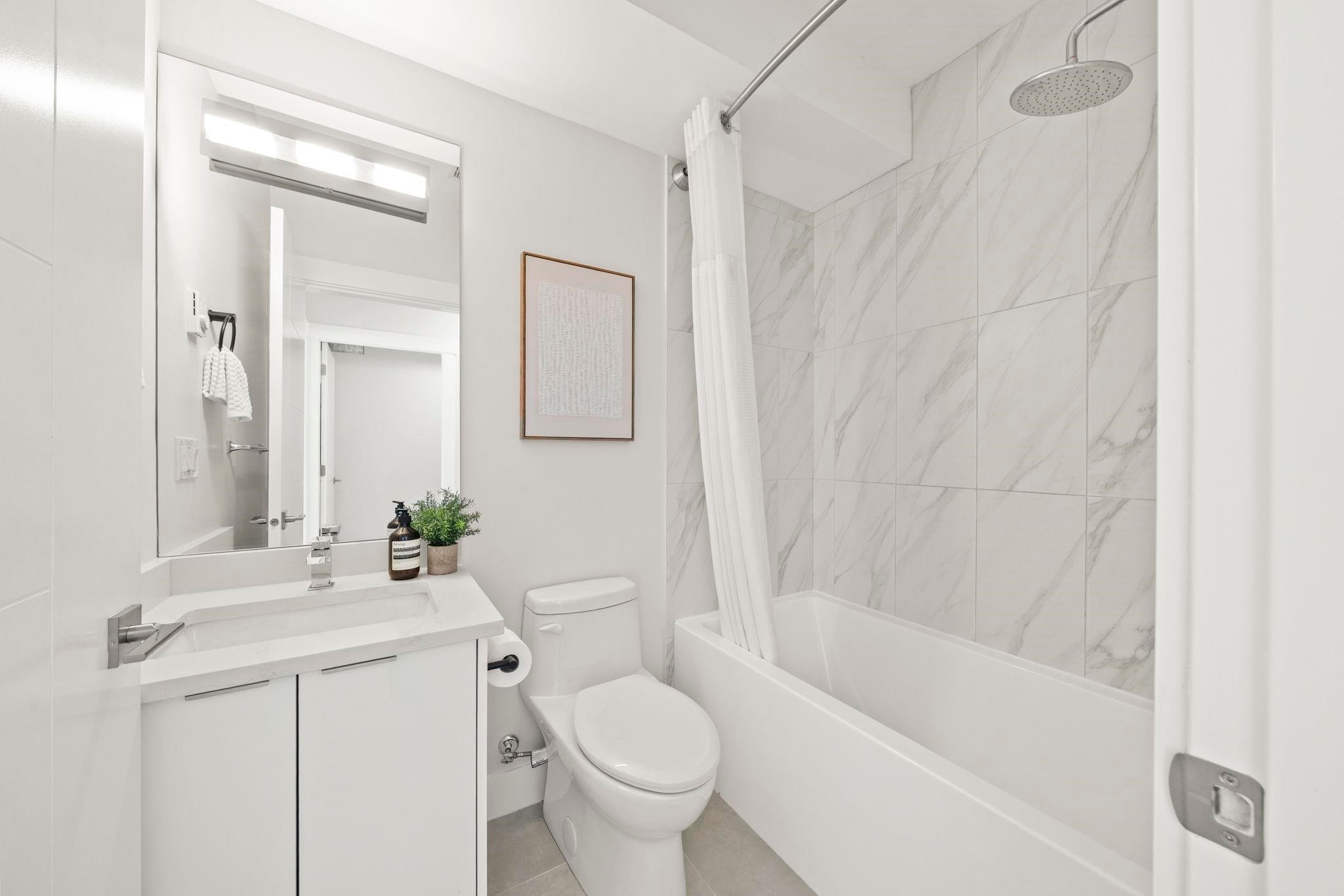 2296 33Rd Avenue E, Vancouver, BC