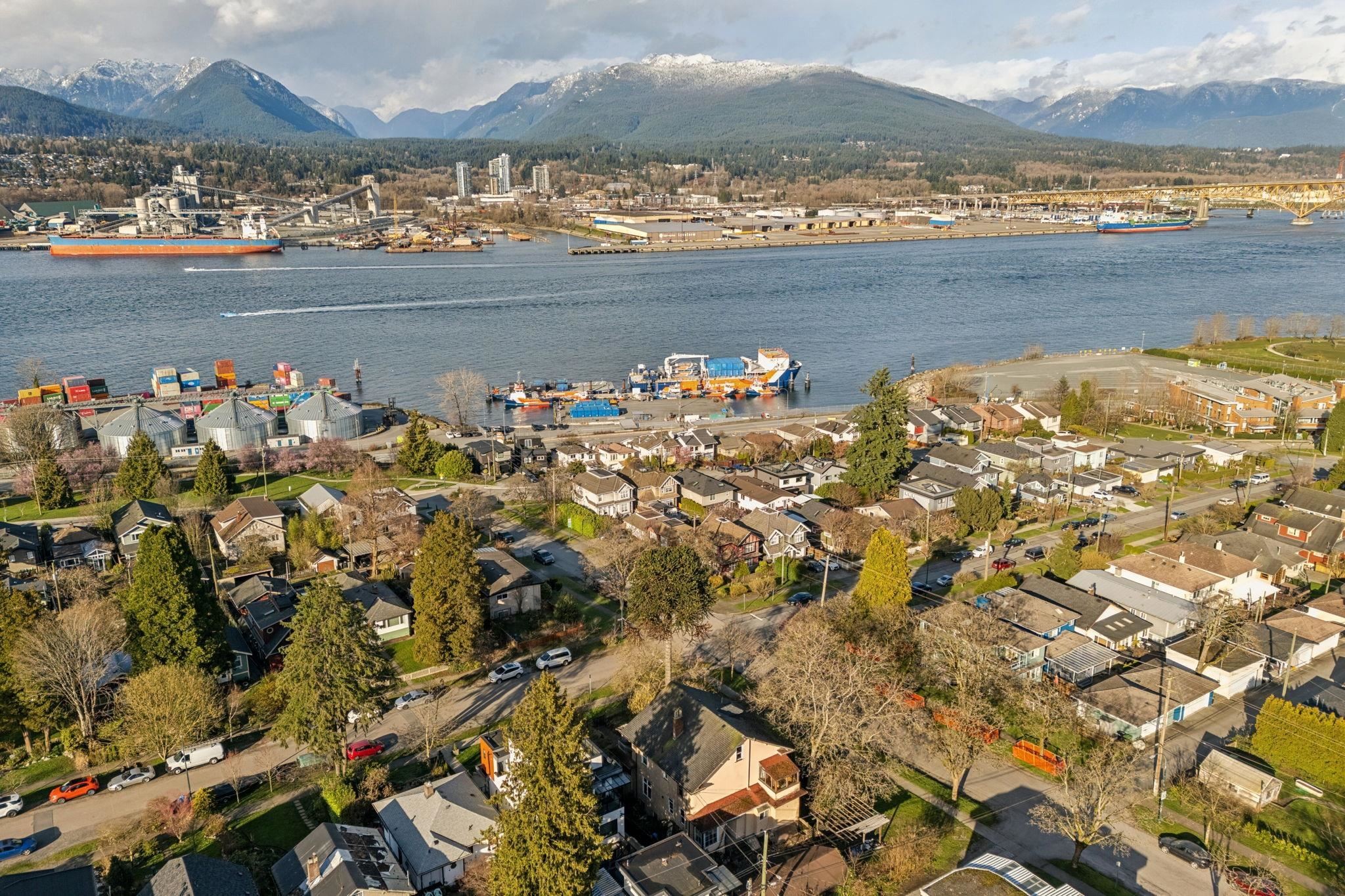 2798 Yale Street, Vancouver, BC