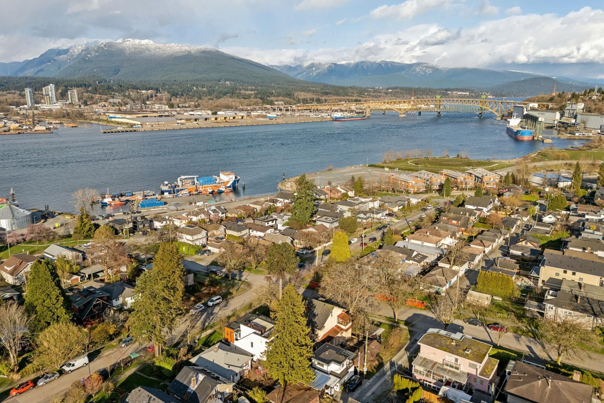 2798 Yale Street, Vancouver, BC