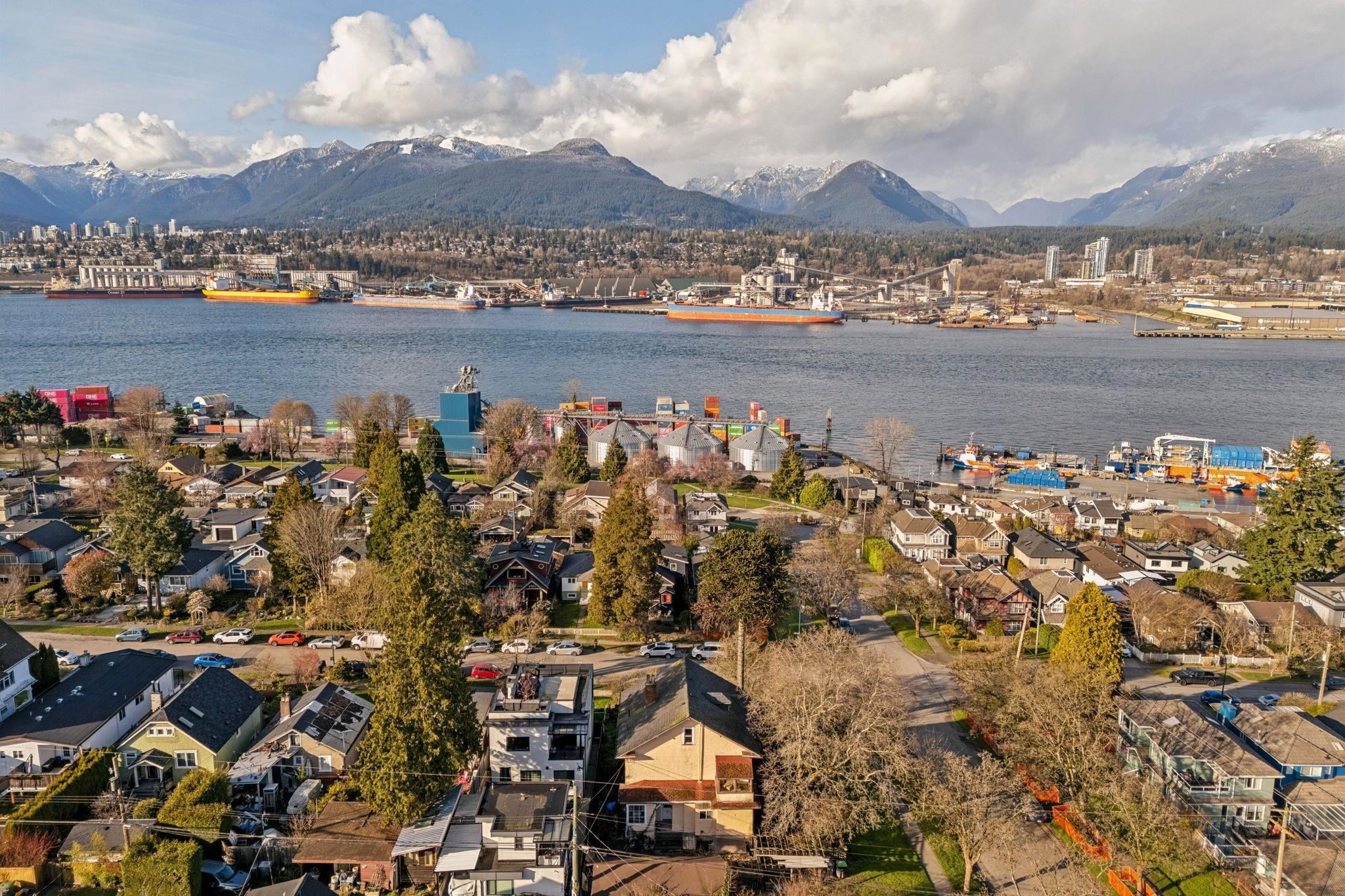 2798 Yale Street, Vancouver, BC