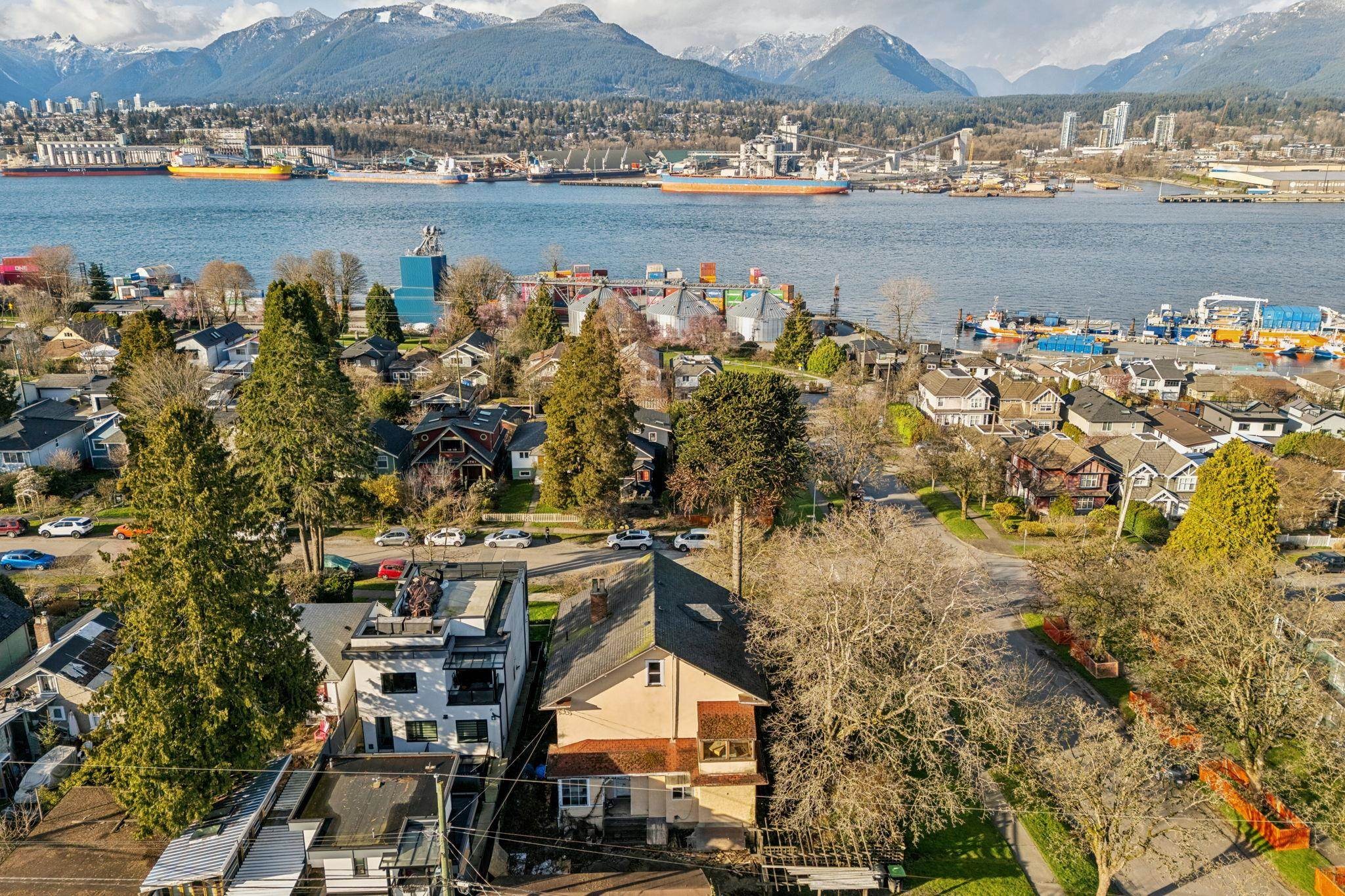 2798 Yale Street, Vancouver, BC